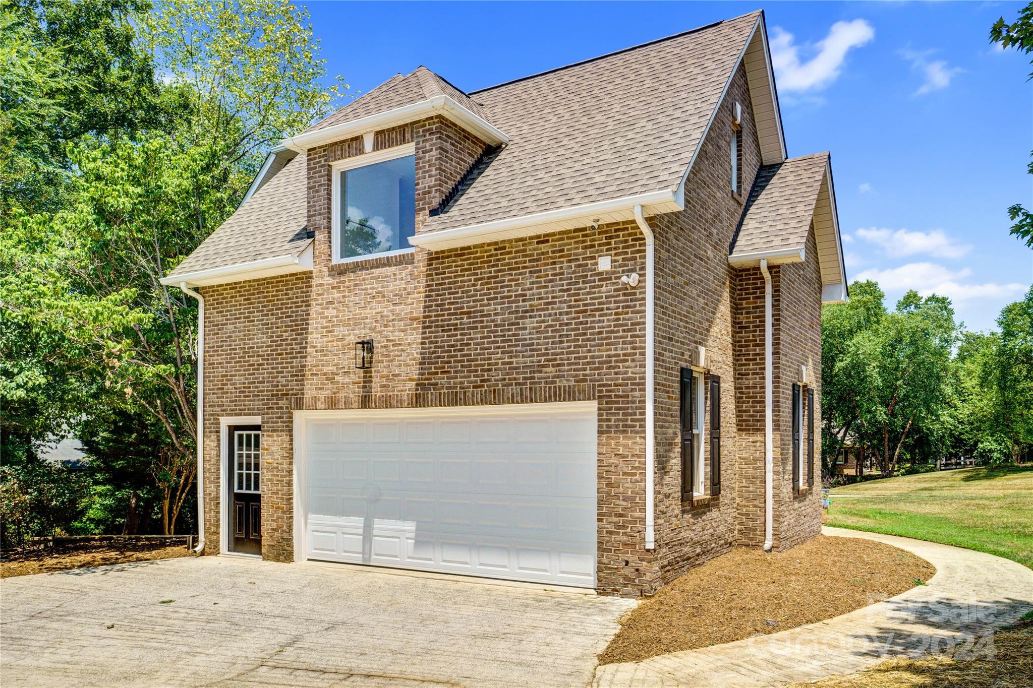 4700 Amberside Drive