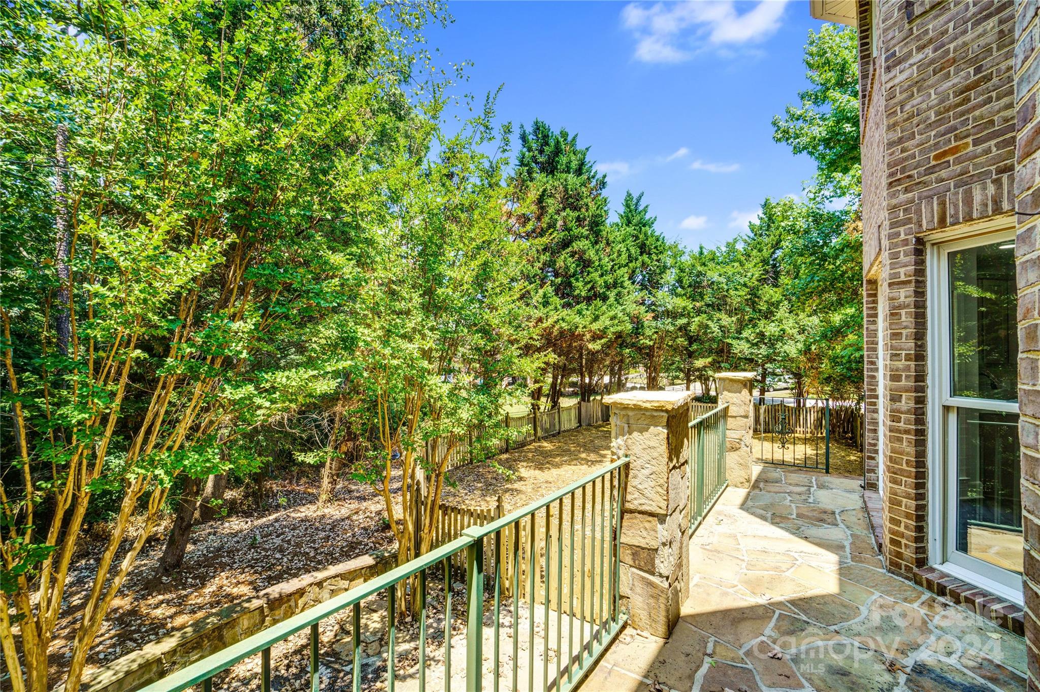 4700 Amberside Drive