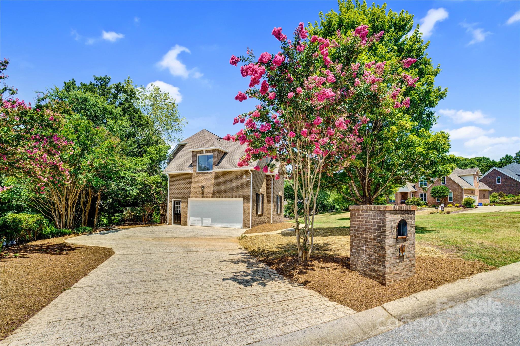 4700 Amberside Drive