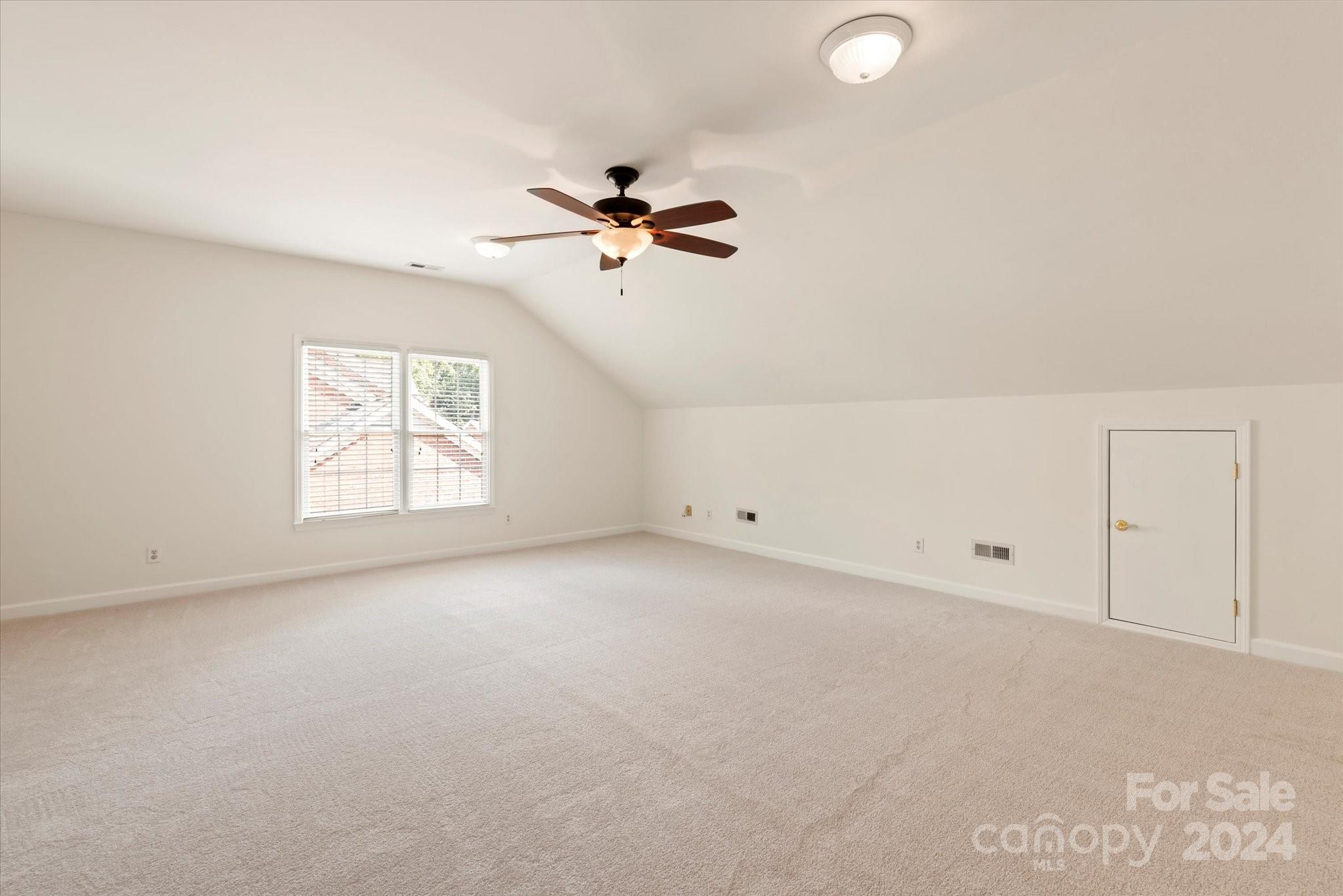 808 Staghorn Lane