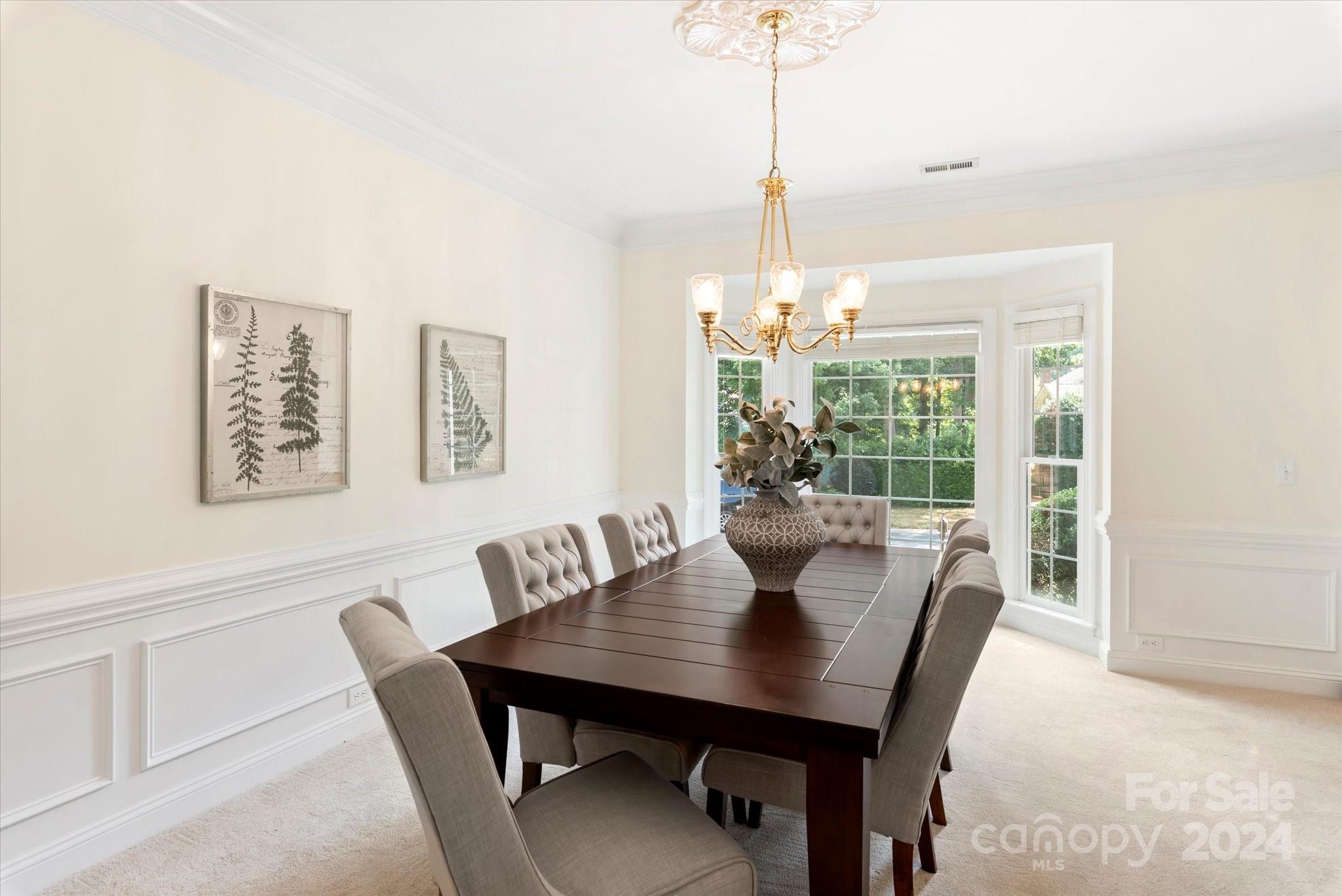 808 Staghorn Lane