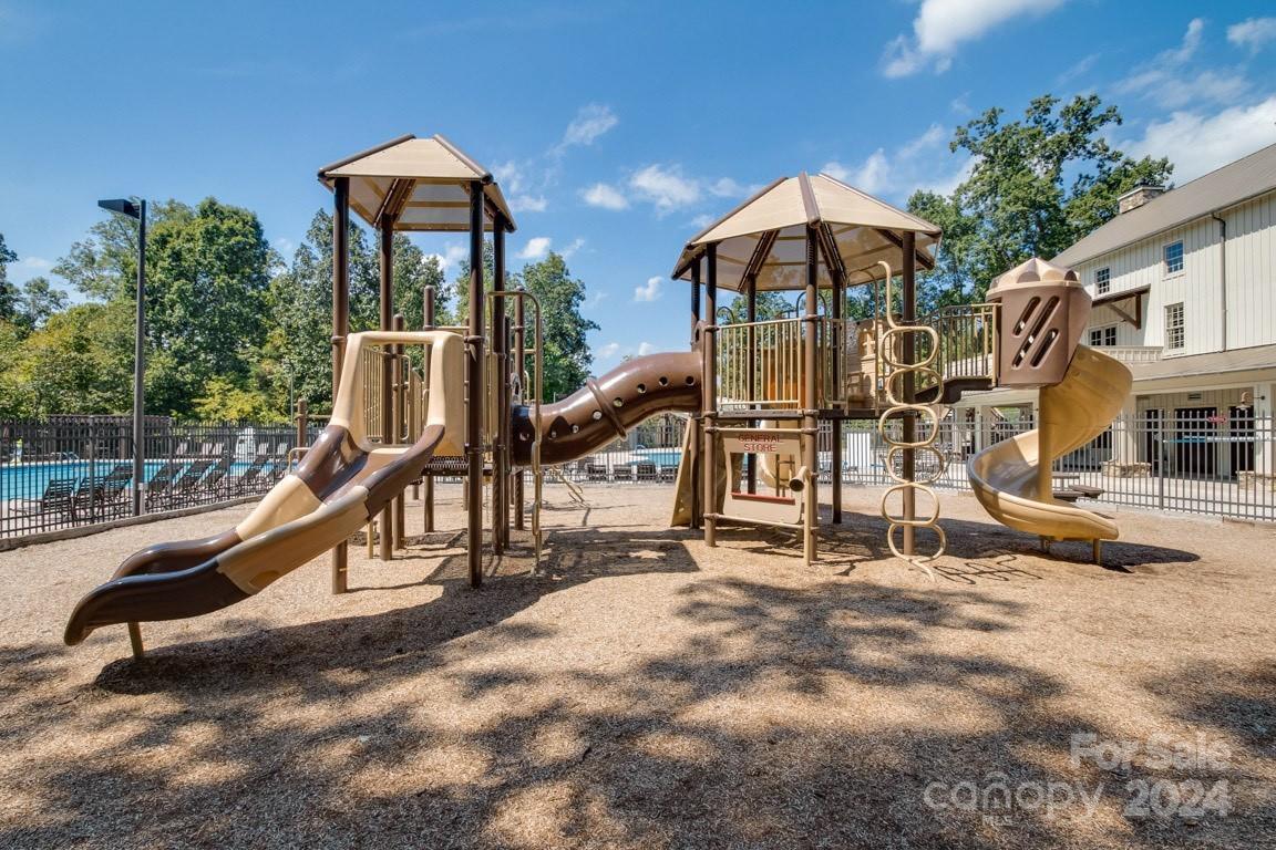 1236 Periwinkle Drive
