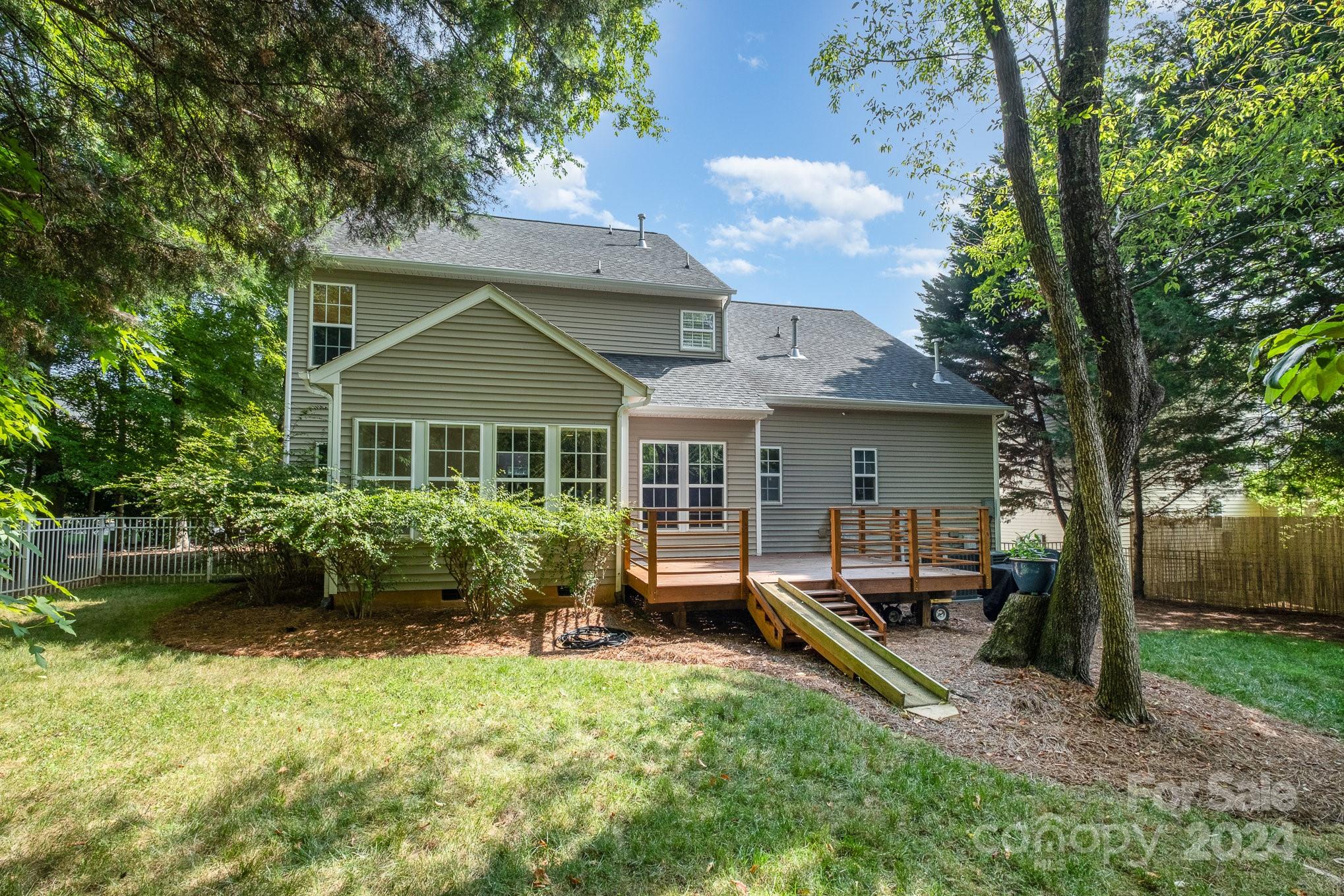1236 Periwinkle Drive