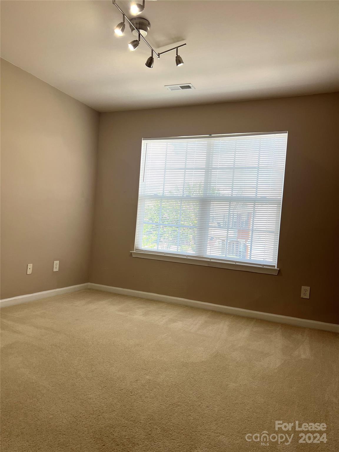 15022 Northsprings Drive