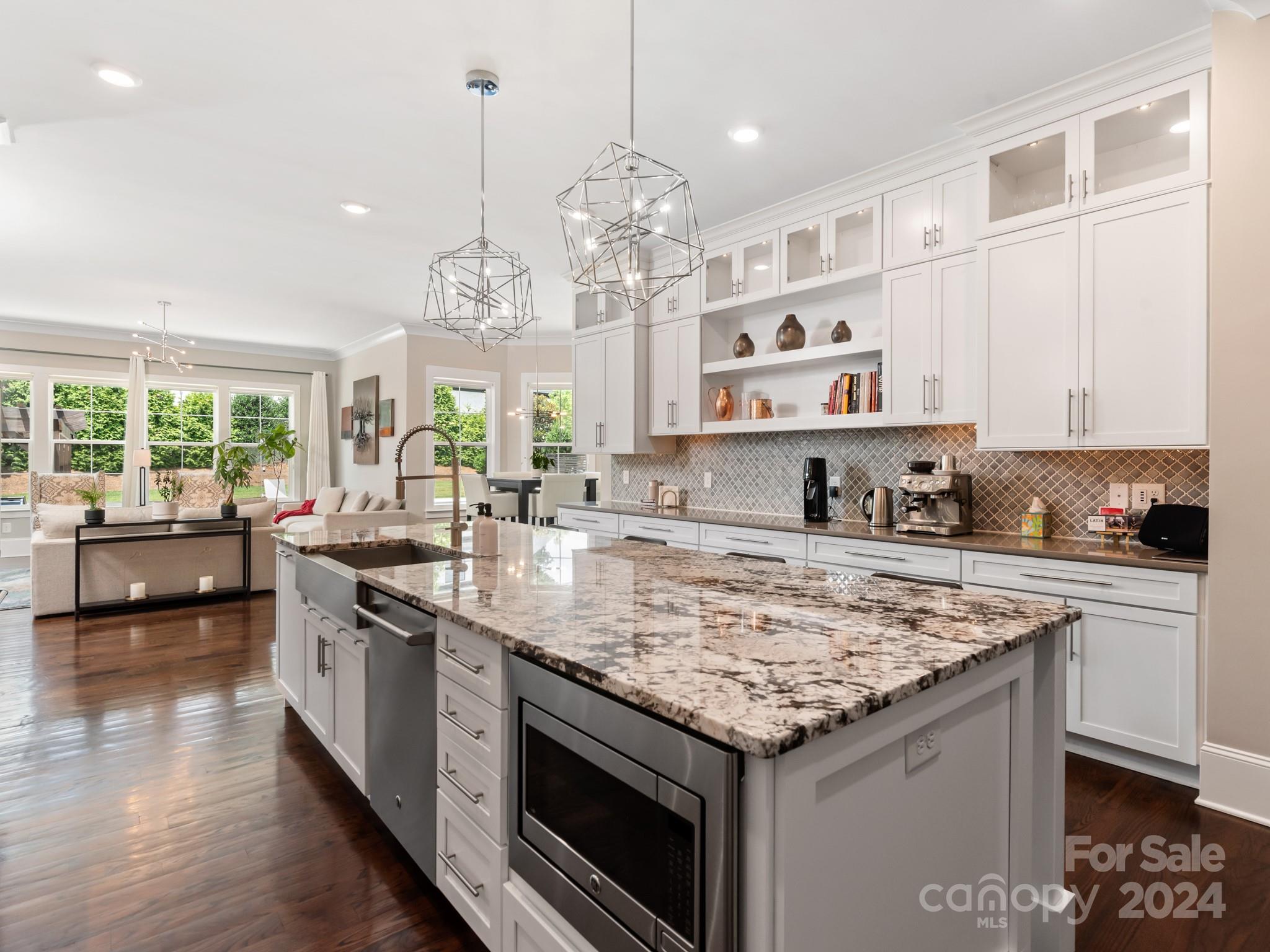 1106 Lookout Circle