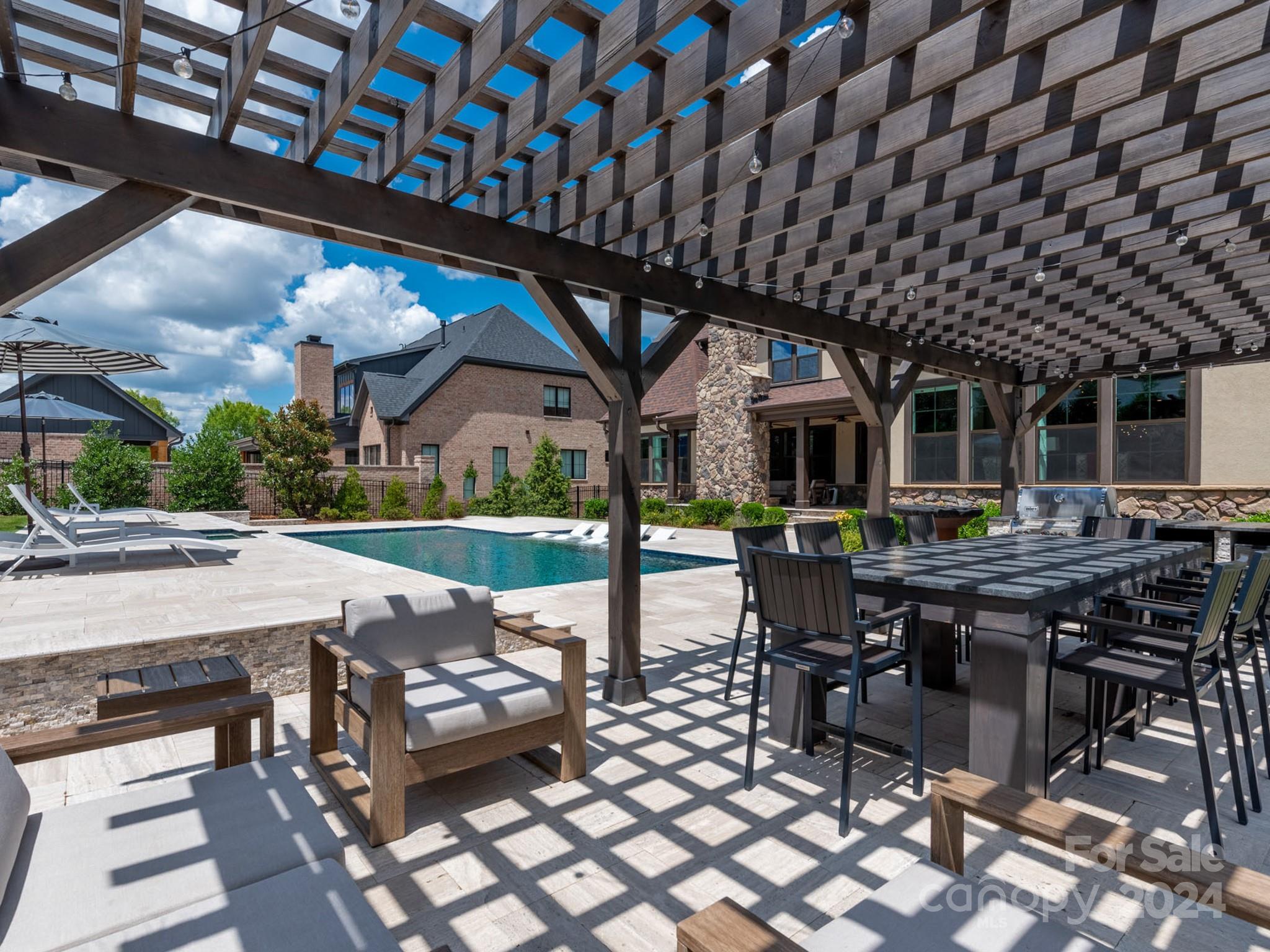 1106 Lookout Circle