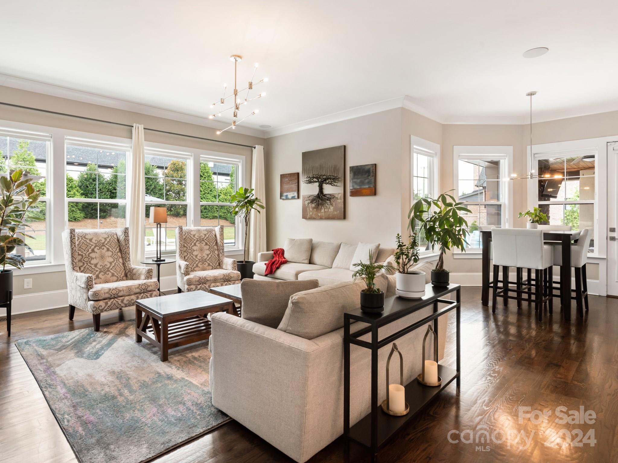1106 Lookout Circle