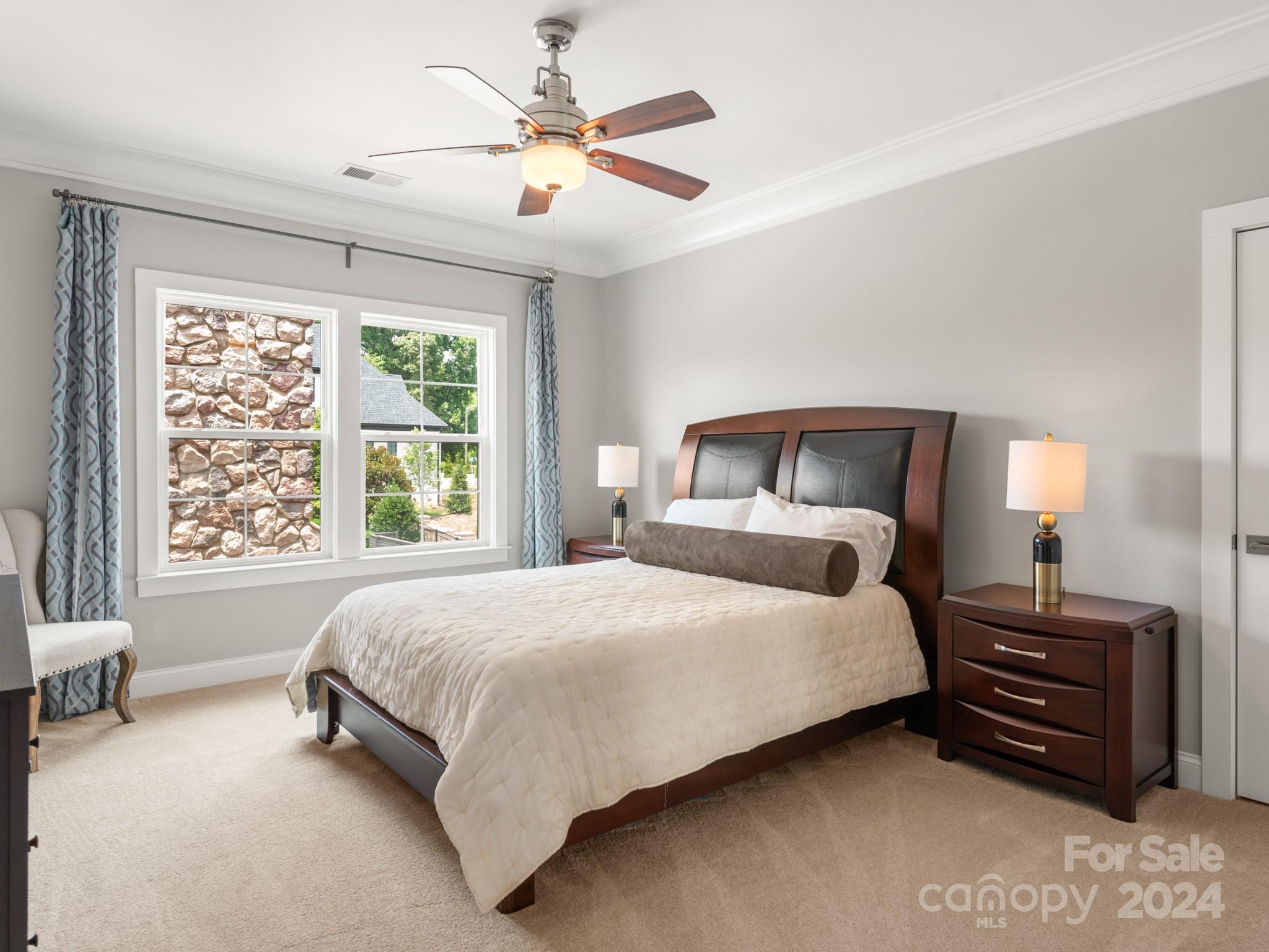 1106 Lookout Circle