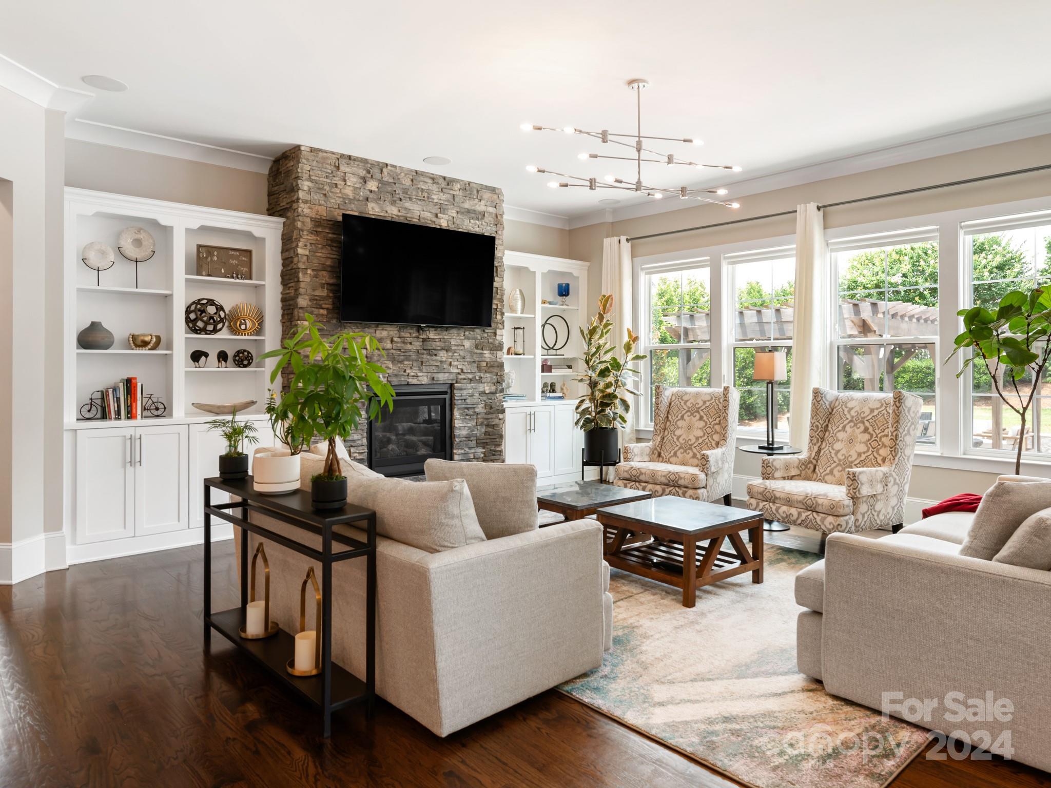 1106 Lookout Circle