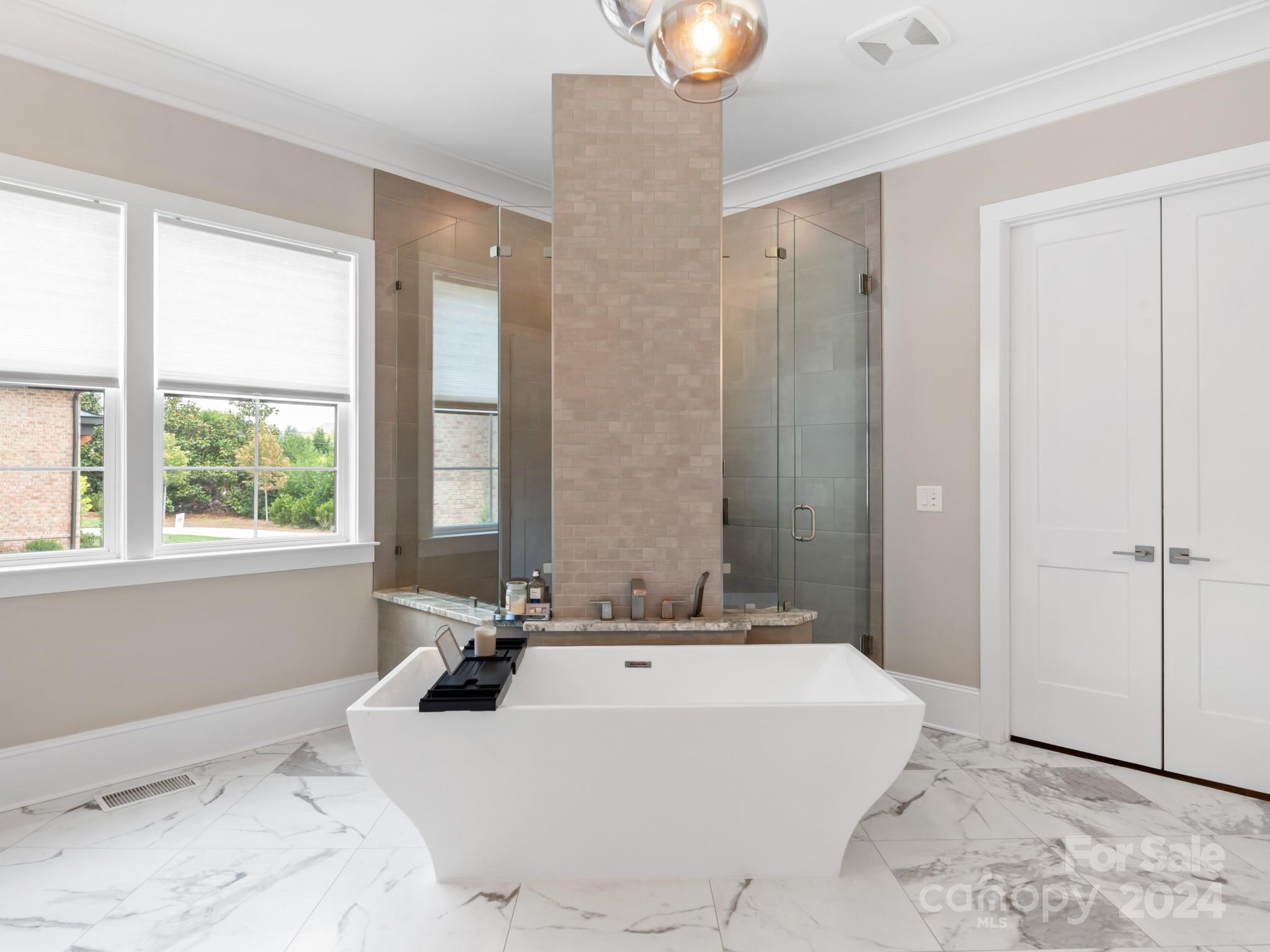 1106 Lookout Circle