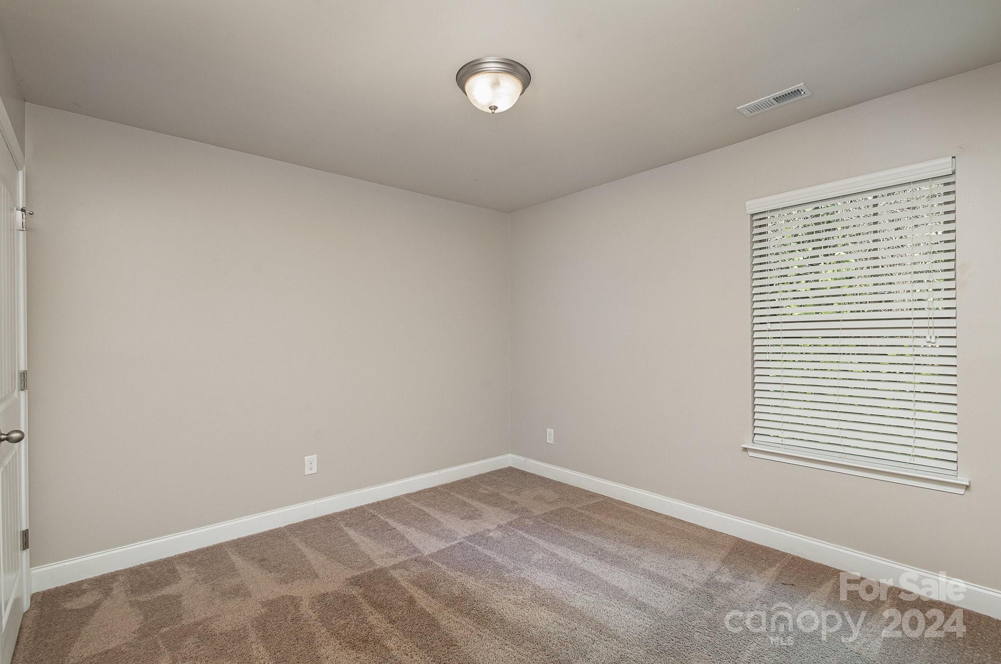 5212 Newport Landing Way