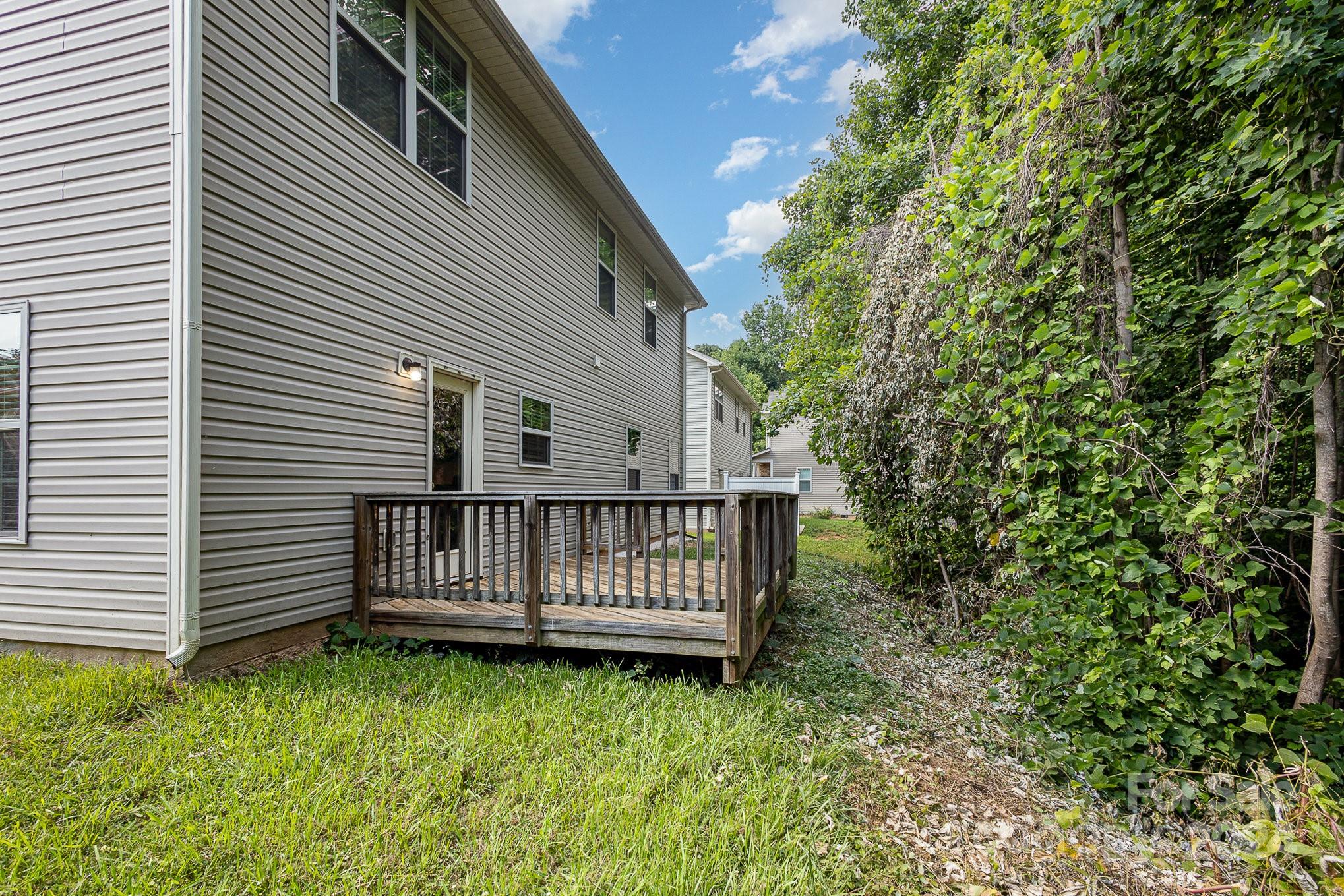 5212 Newport Landing Way