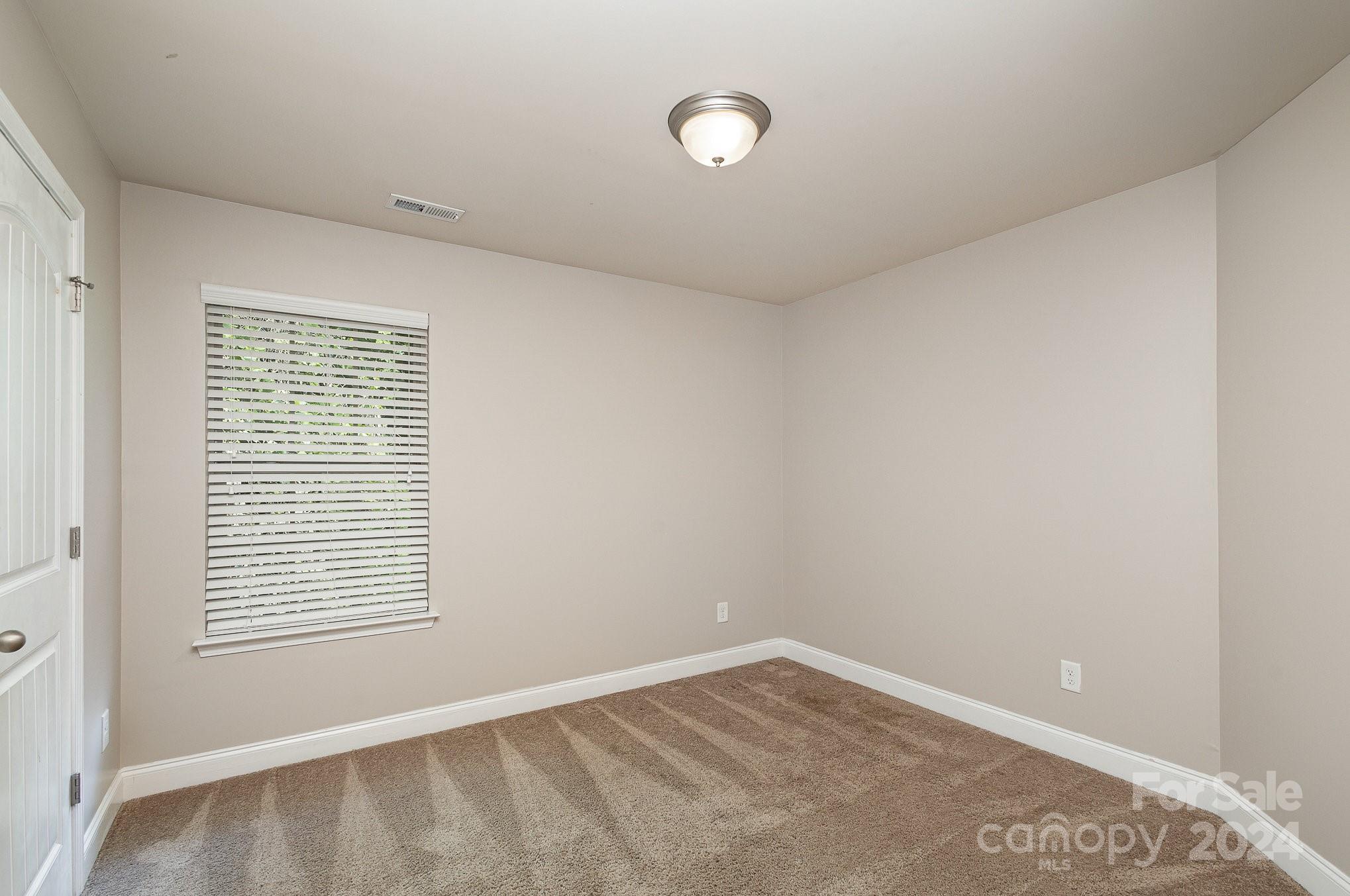5212 Newport Landing Way