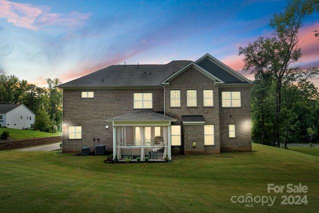 3046 Montreaux Valley Drive