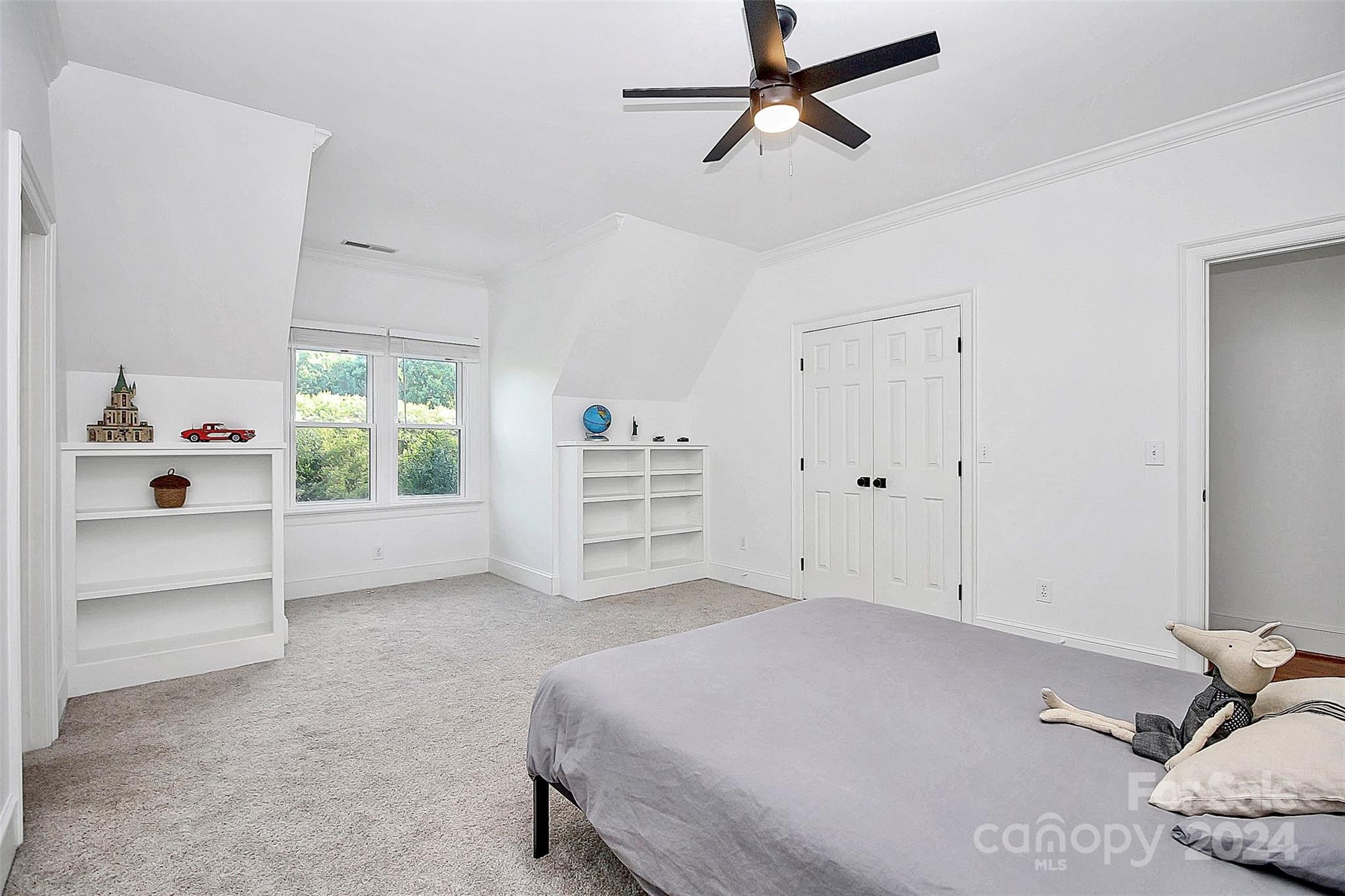 7005 Premier Drive