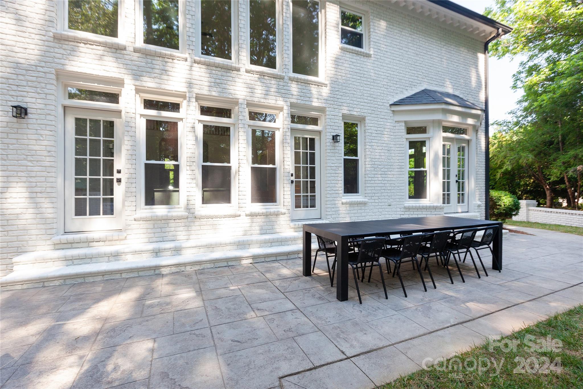 7005 Premier Drive