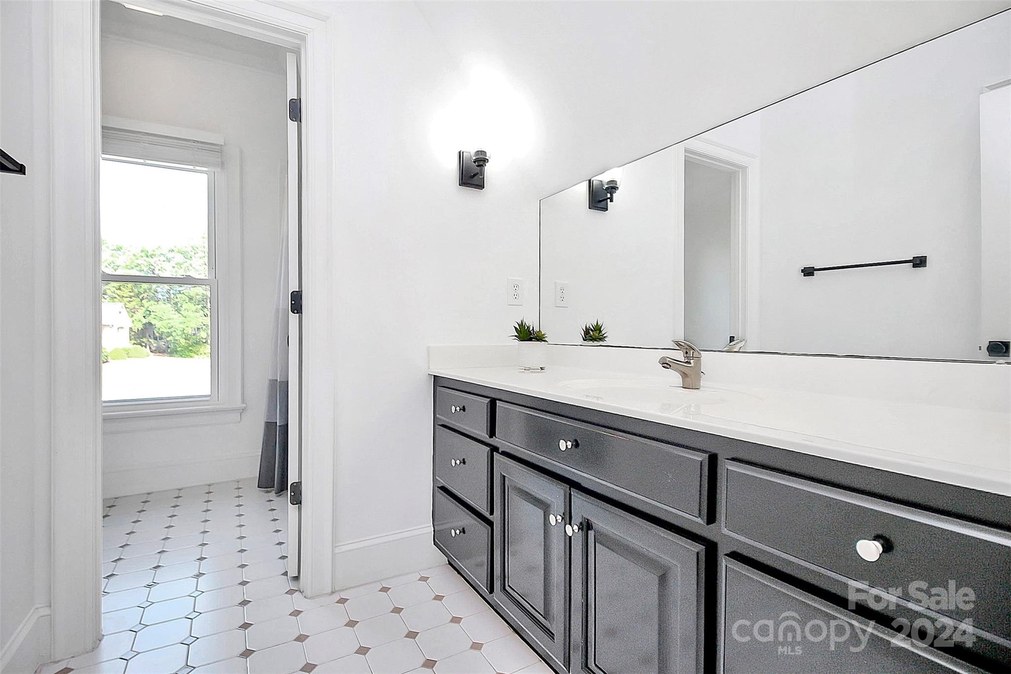 7005 Premier Drive