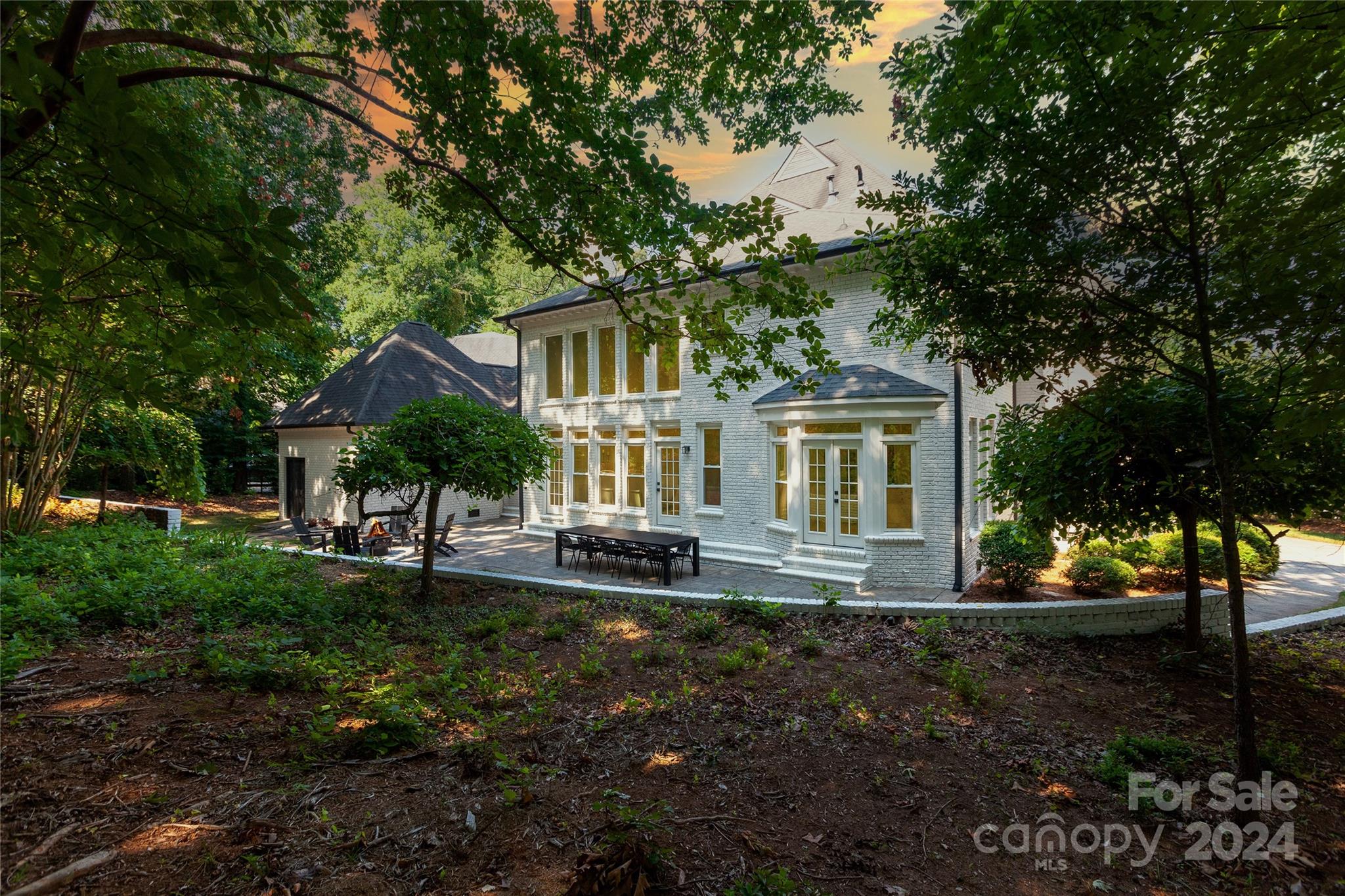 7005 Premier Drive