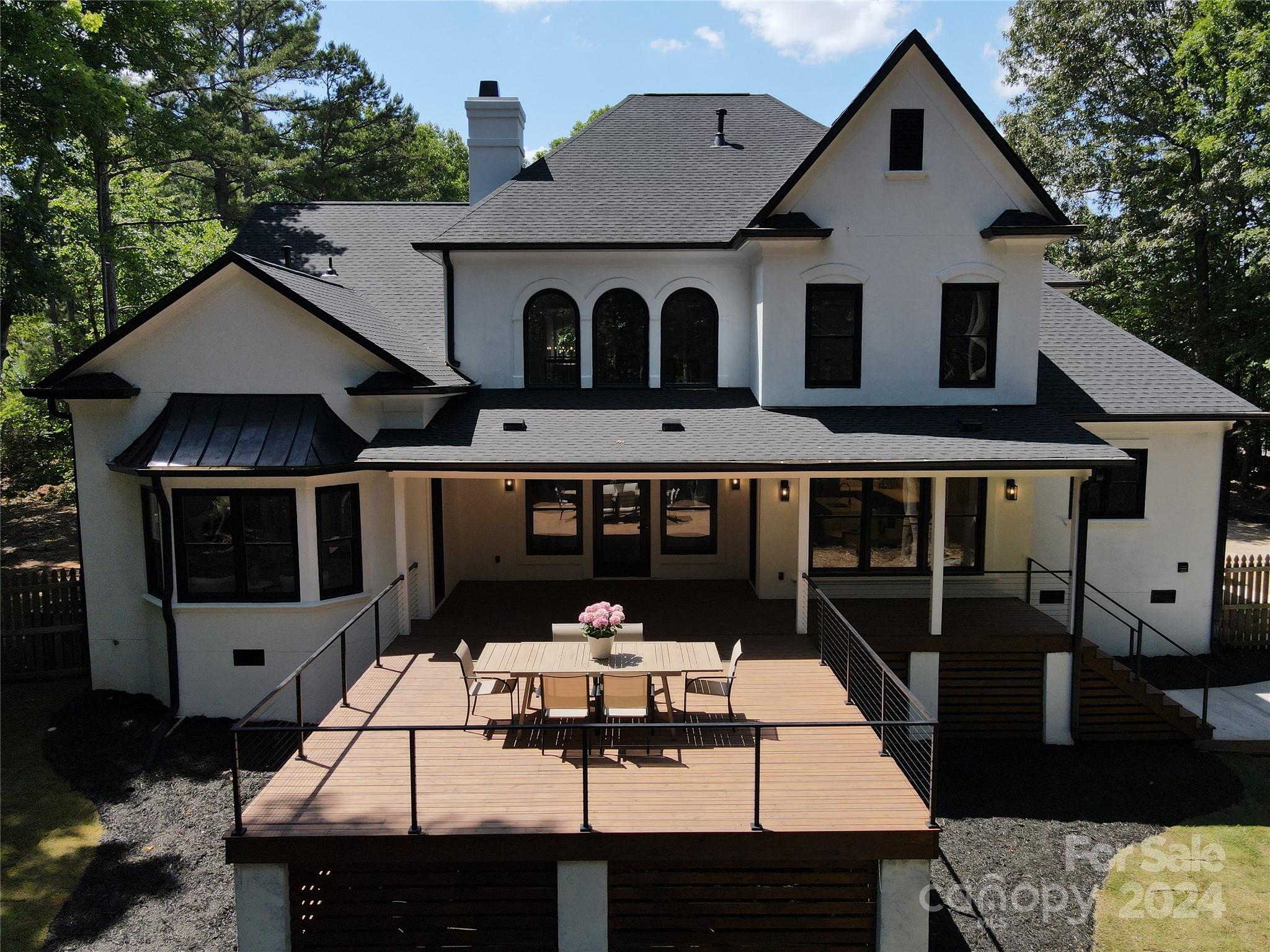 6050 Bluebird Hill Lane