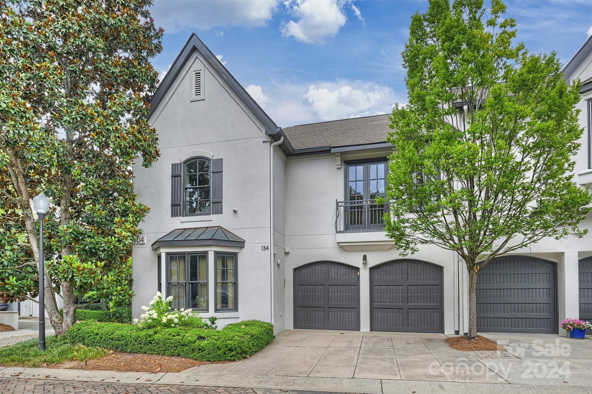 134 Wendover Heights Circle