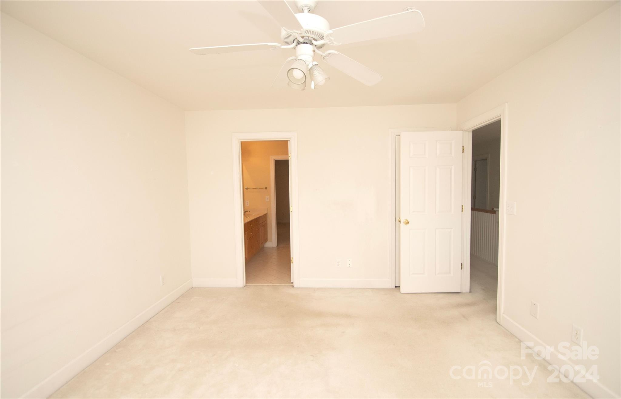 309 Sloane Square Way
