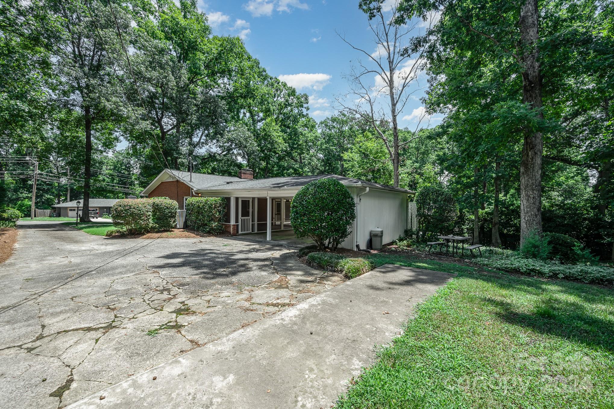 6600 Burlwood Road