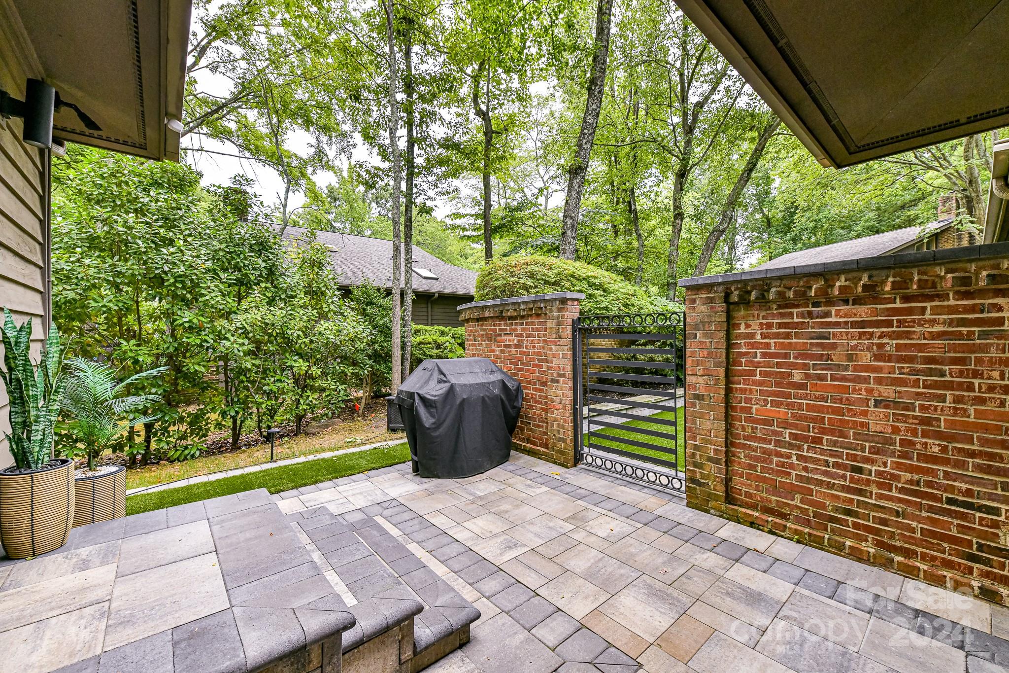 457 Windward Drive