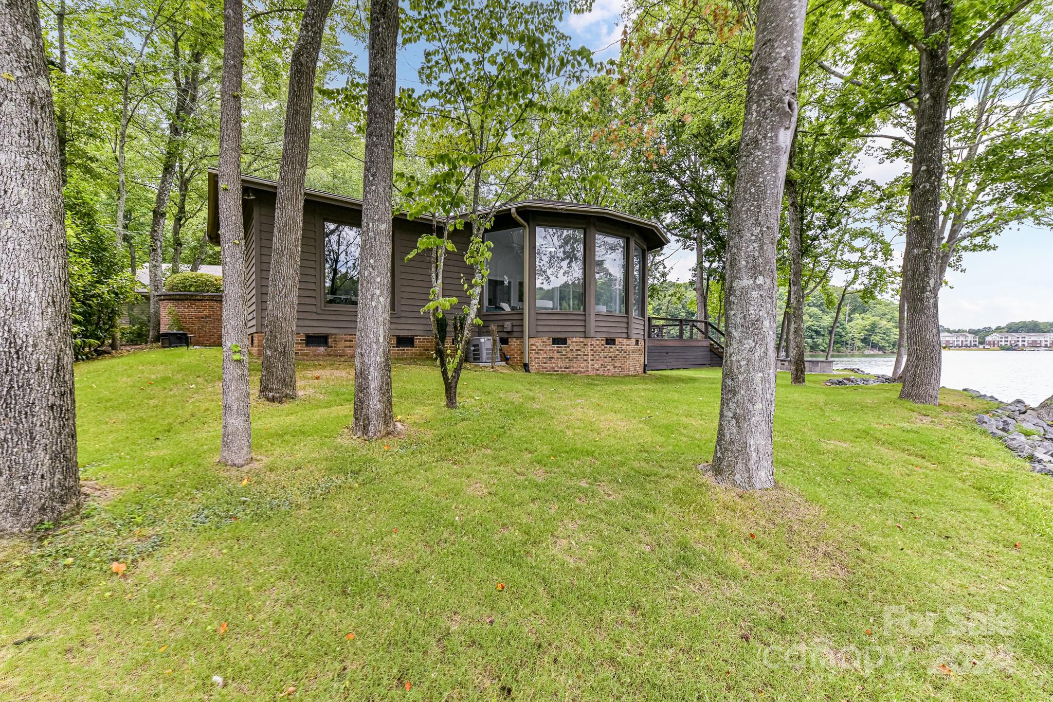 457 Windward Drive