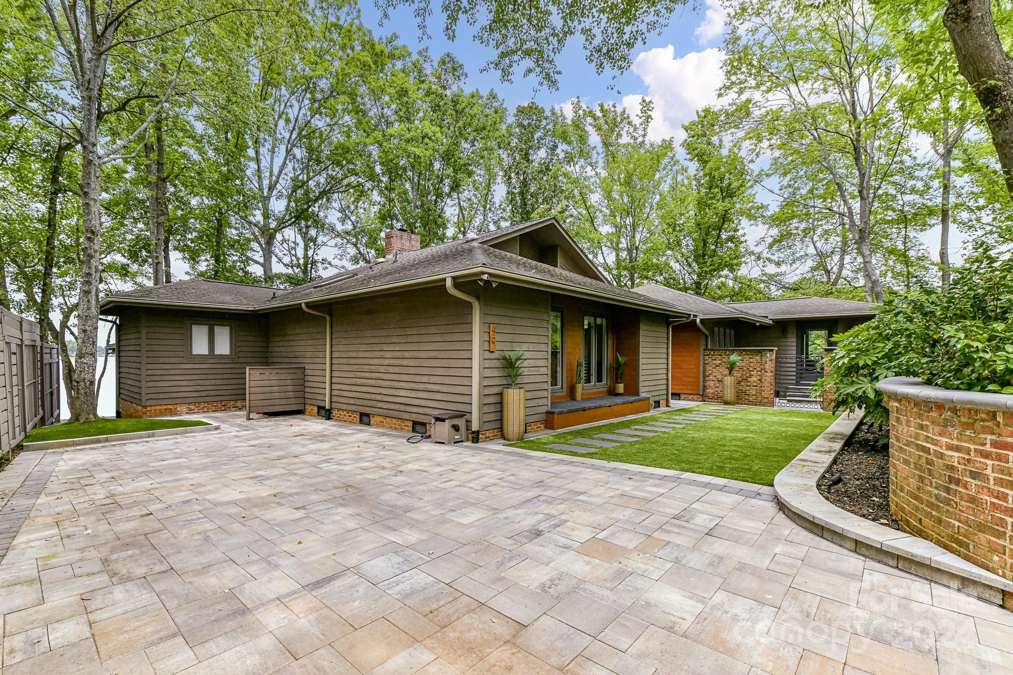 457 Windward Drive