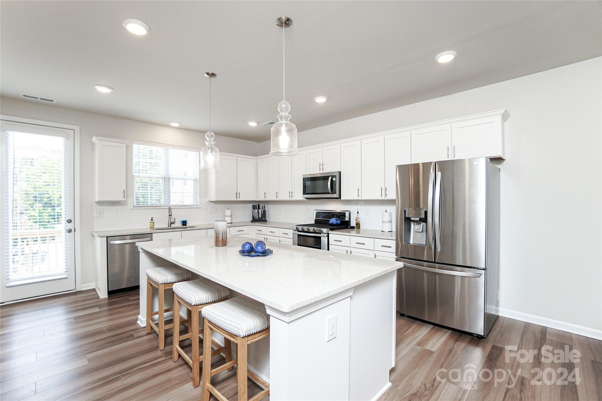 10109 Hemingway Place