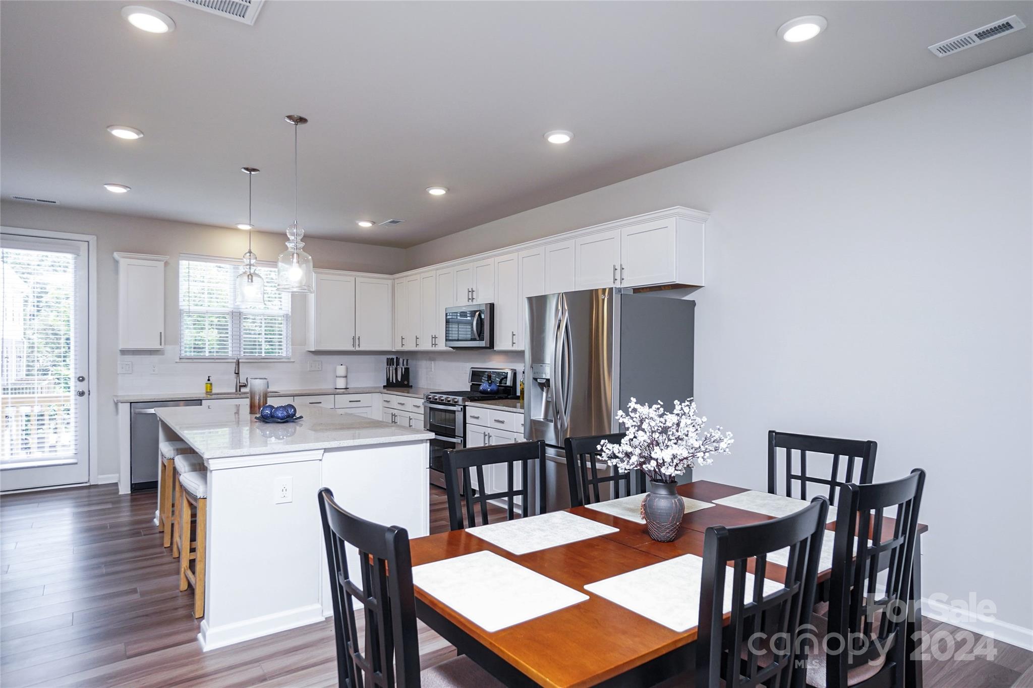10109 Hemingway Place