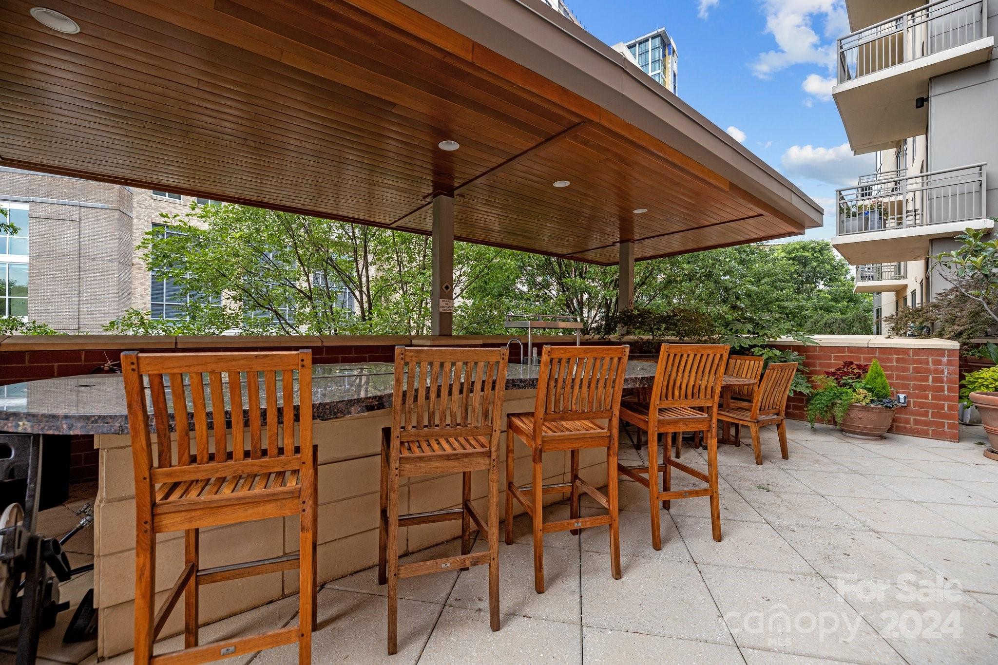 701 Royal Court Unit: 901