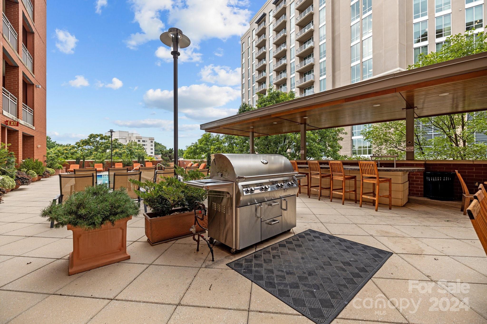 701 Royal Court Unit: 901