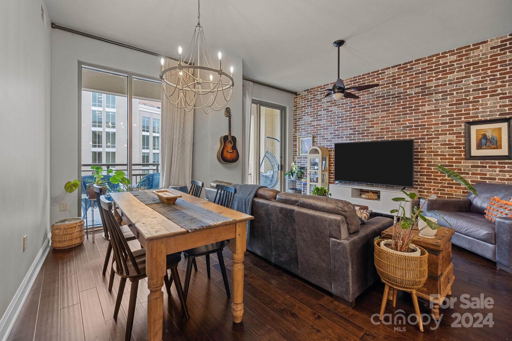 701 Royal Court Unit: 901
