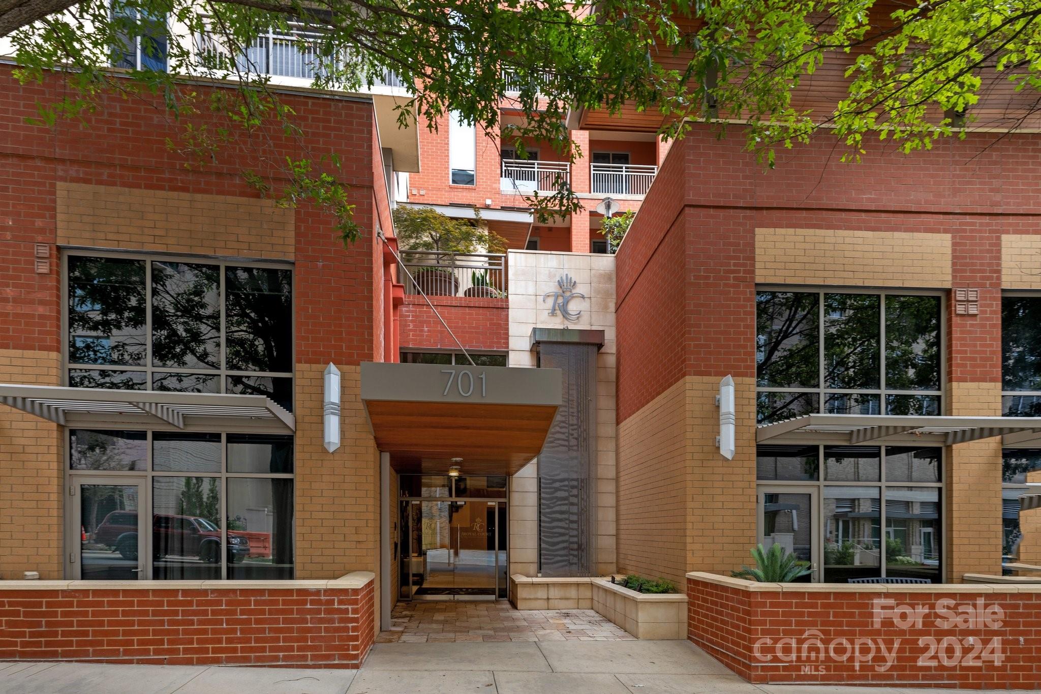 701 Royal Court Unit: 901