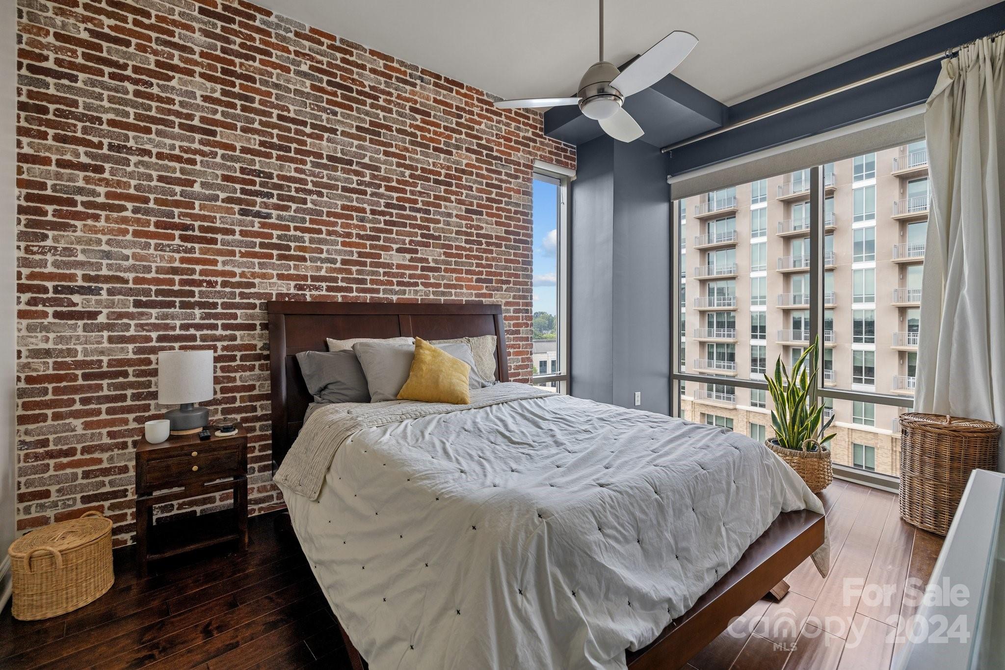701 Royal Court Unit: 901
