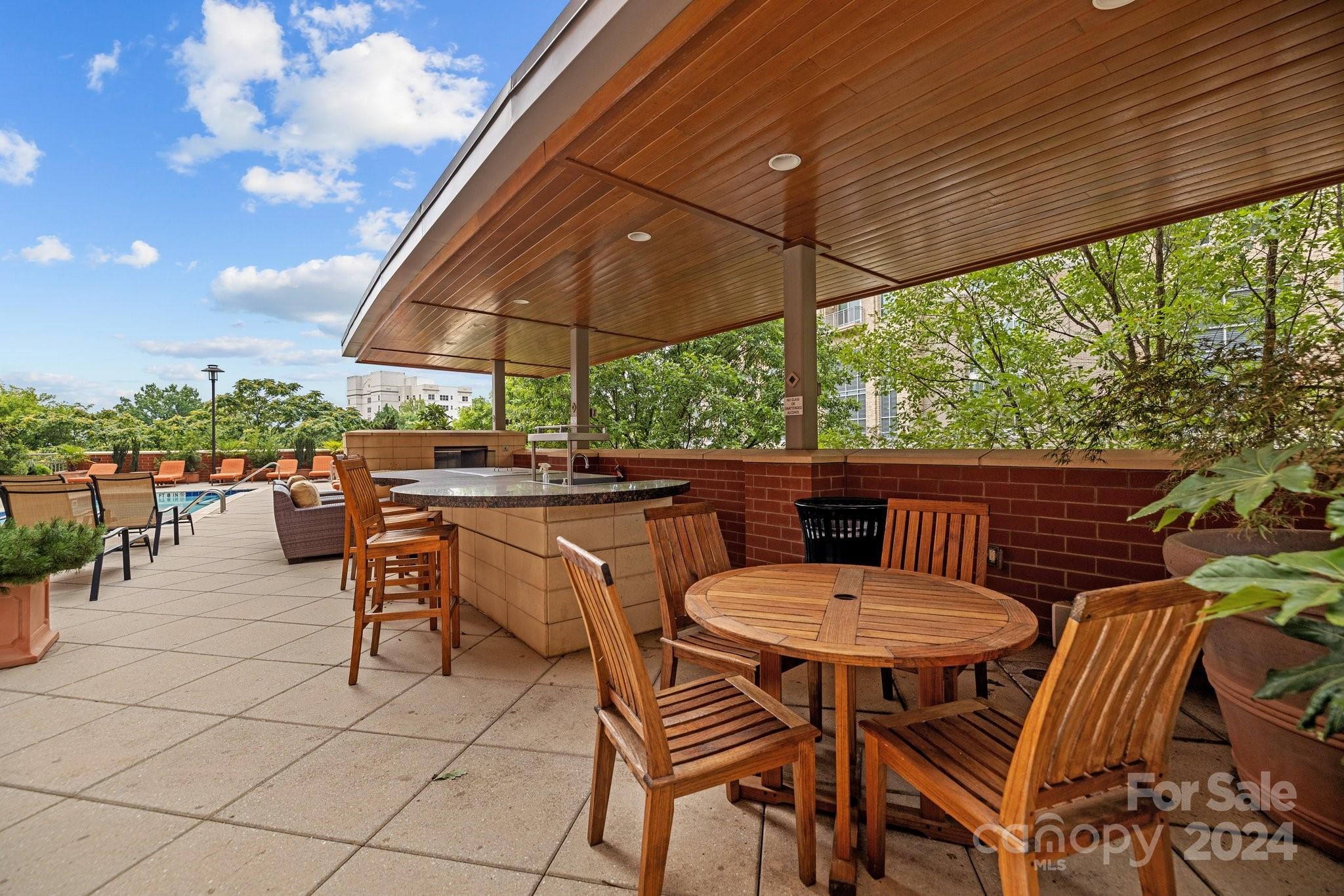 701 Royal Court Unit: 901