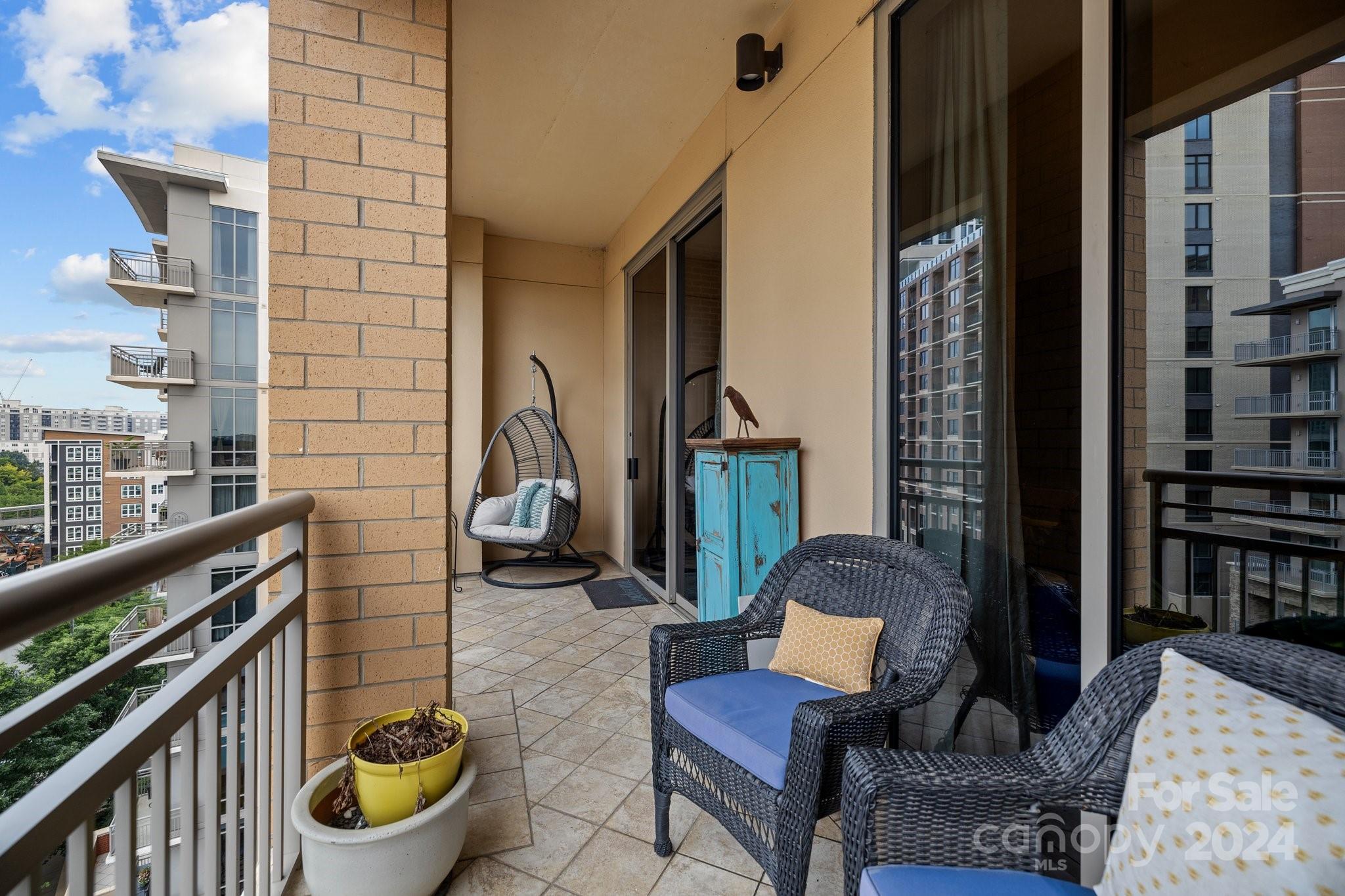 701 Royal Court Unit: 901