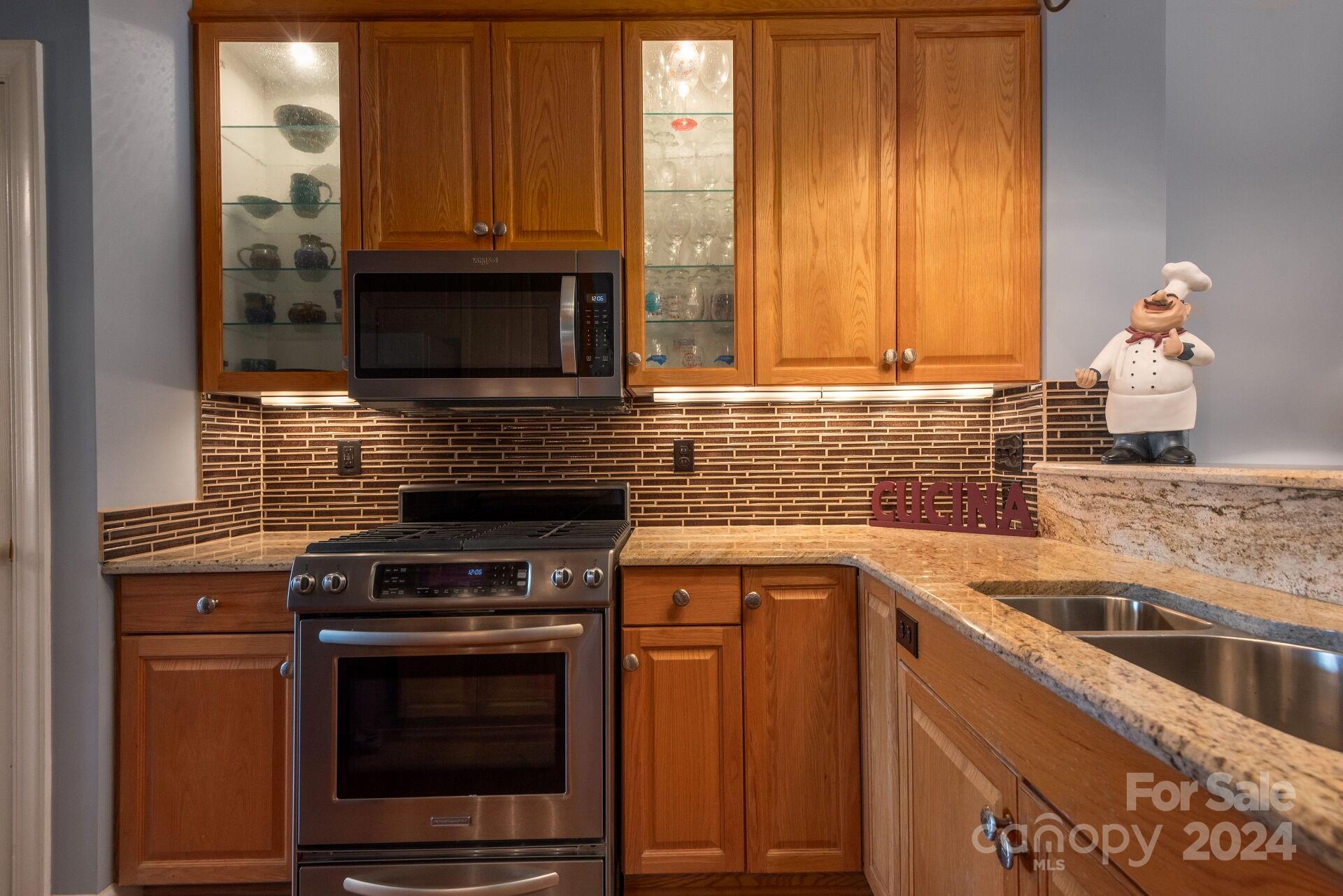 3322 Stettler View Road