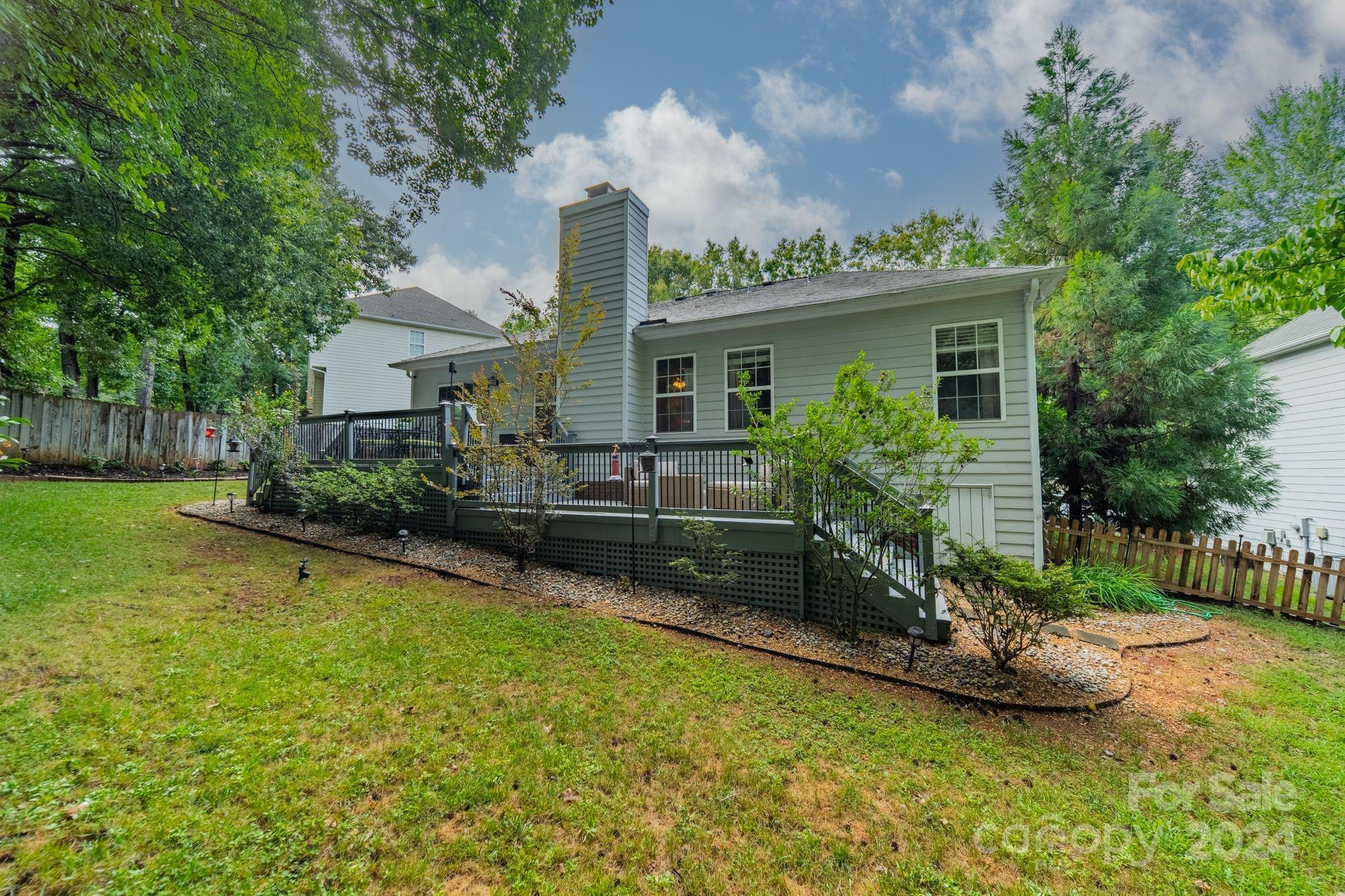 13710 Glenford Place
