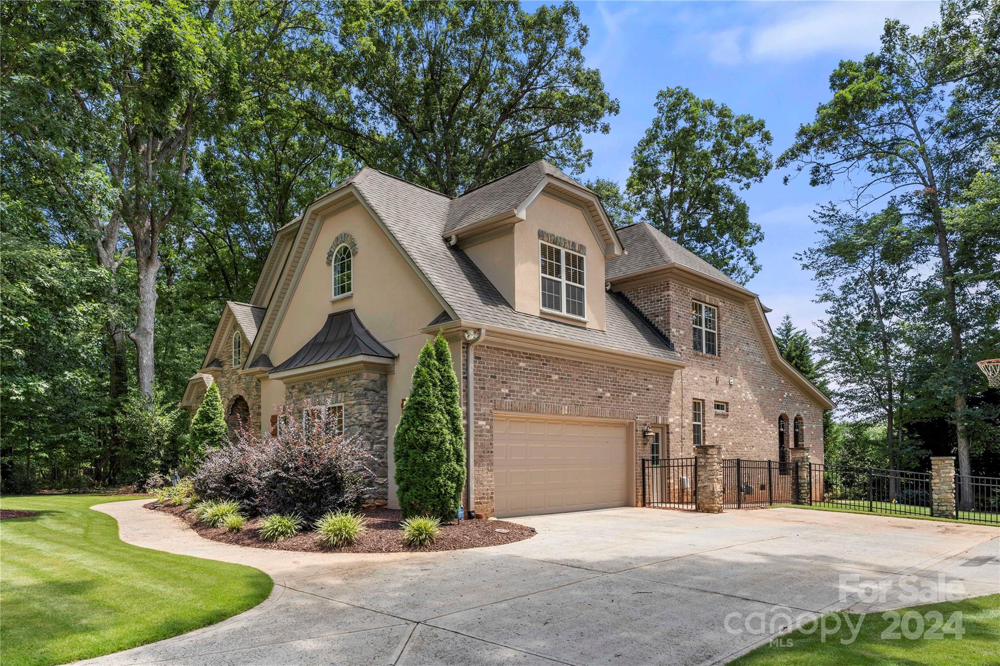 13122 Ginovanni Way