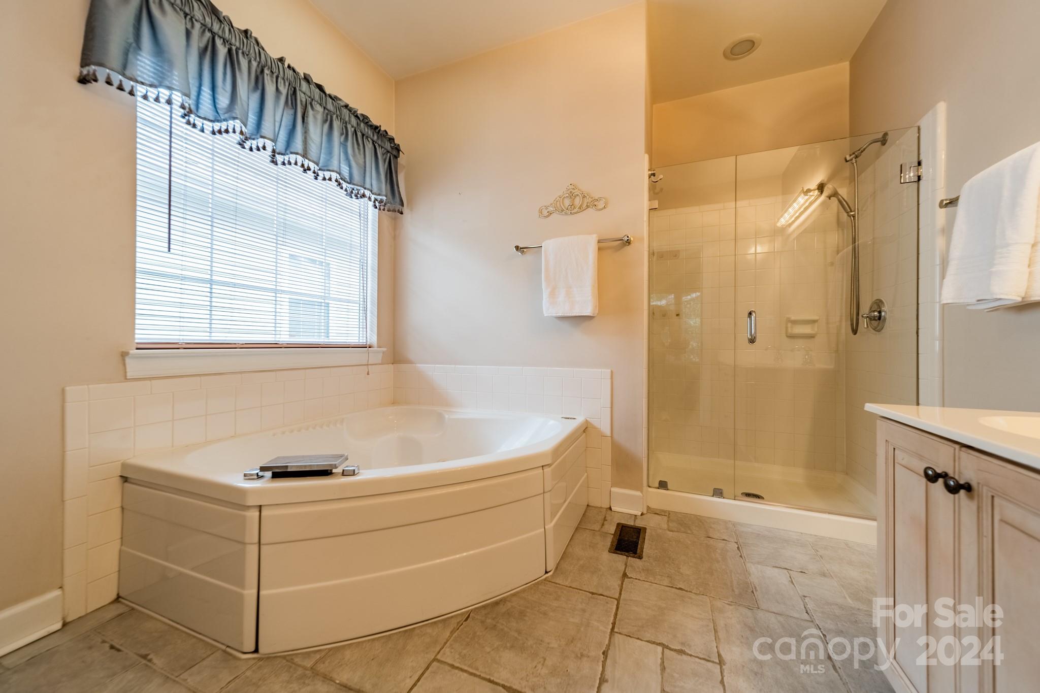 6342 Oxwynn Lane