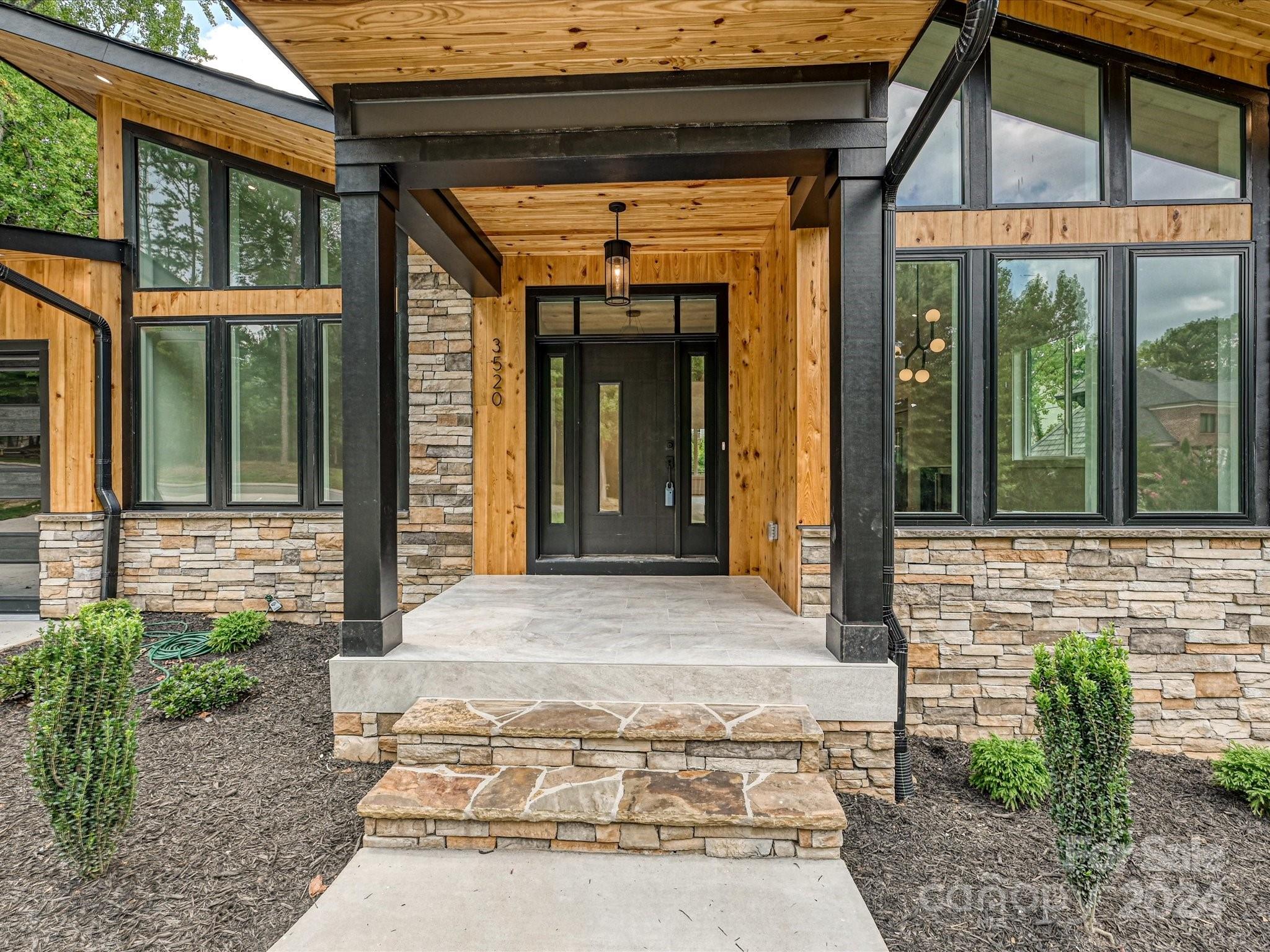 3520 Gatewood Oaks Drive