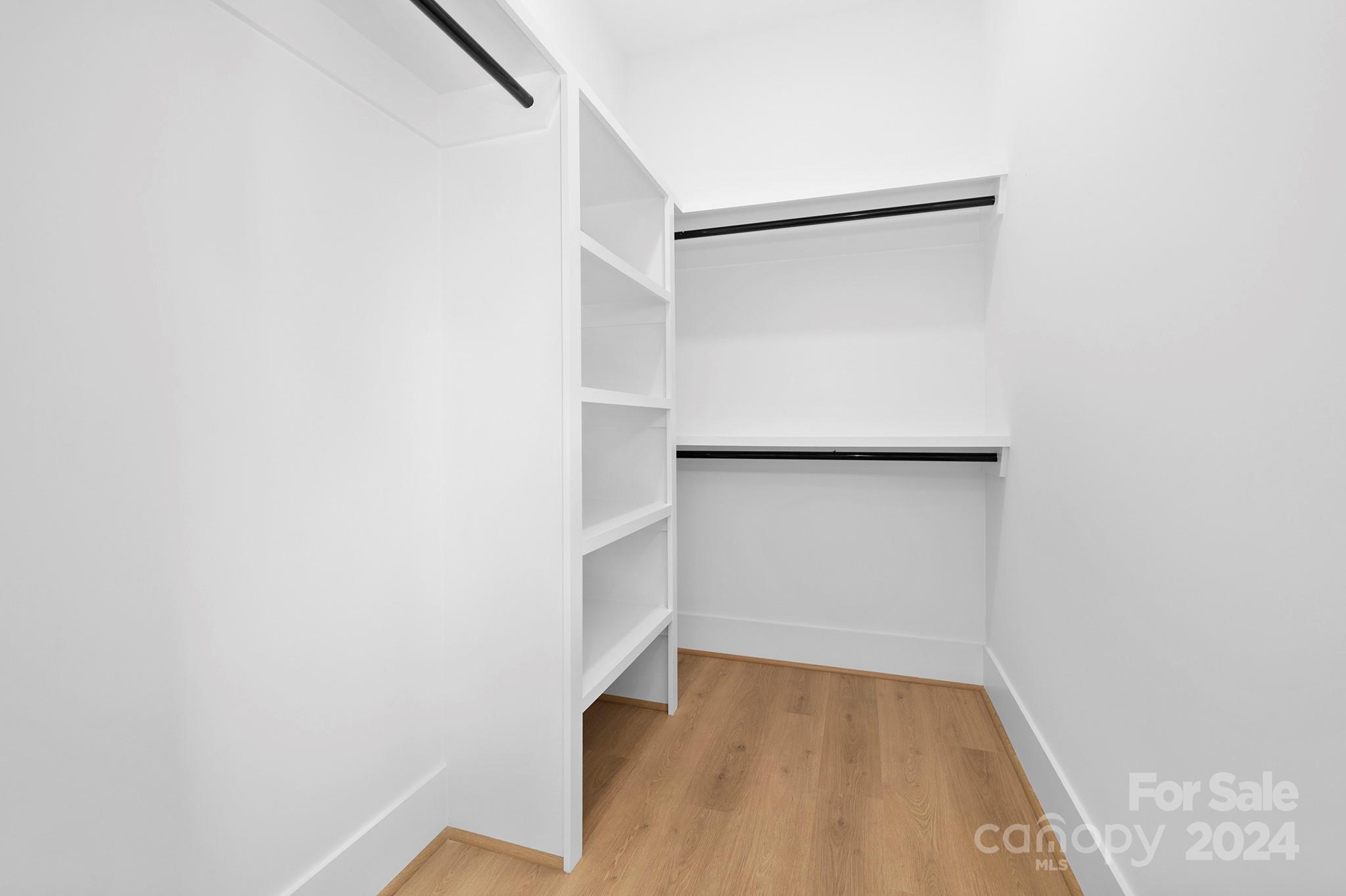 3520 Gatewood Oaks Drive