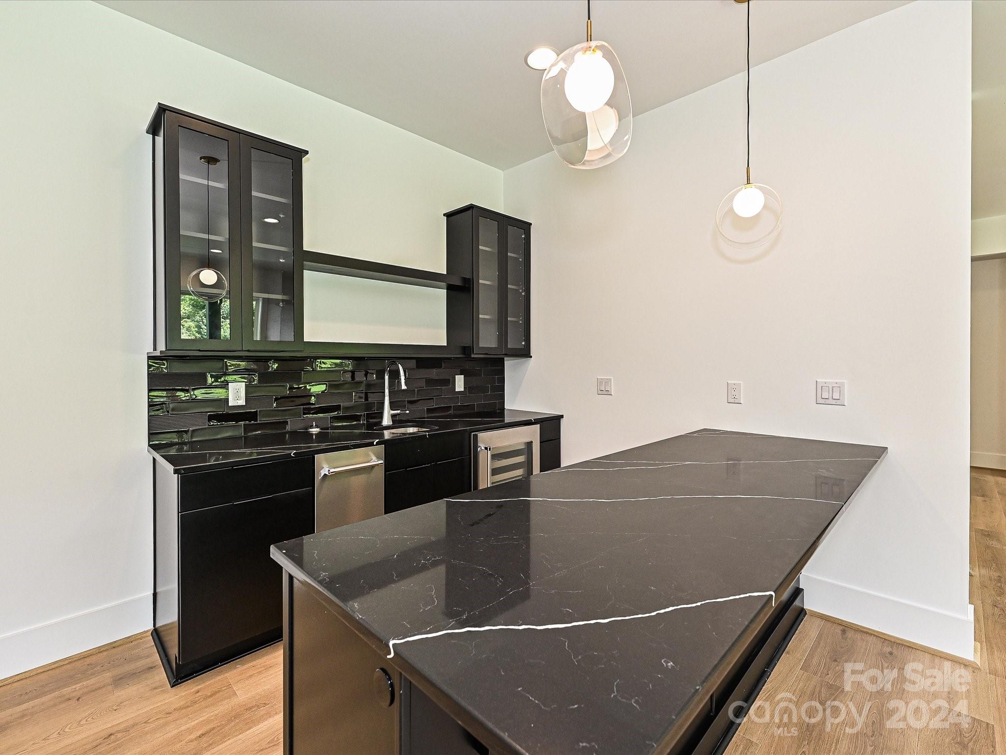3520 Gatewood Oaks Drive