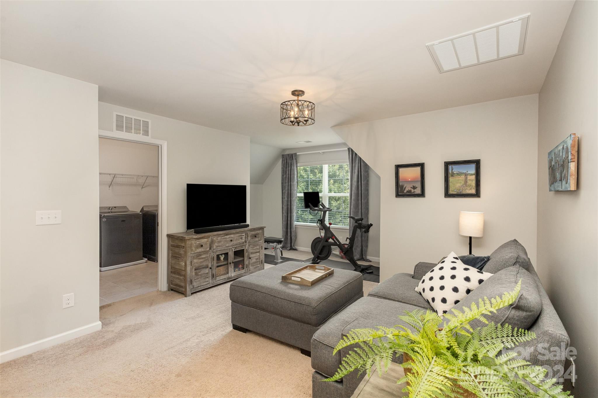 16017 Foreleigh Road