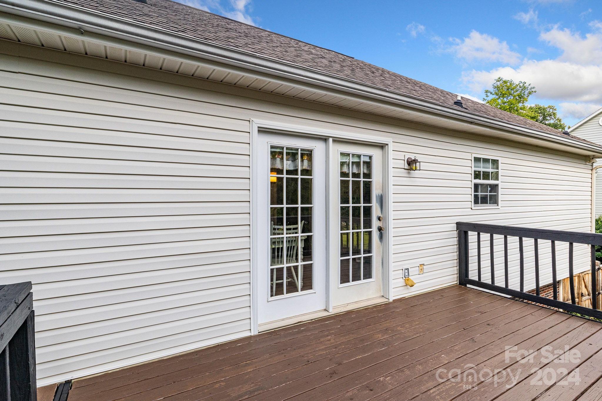 219 Heather Glen Lane
