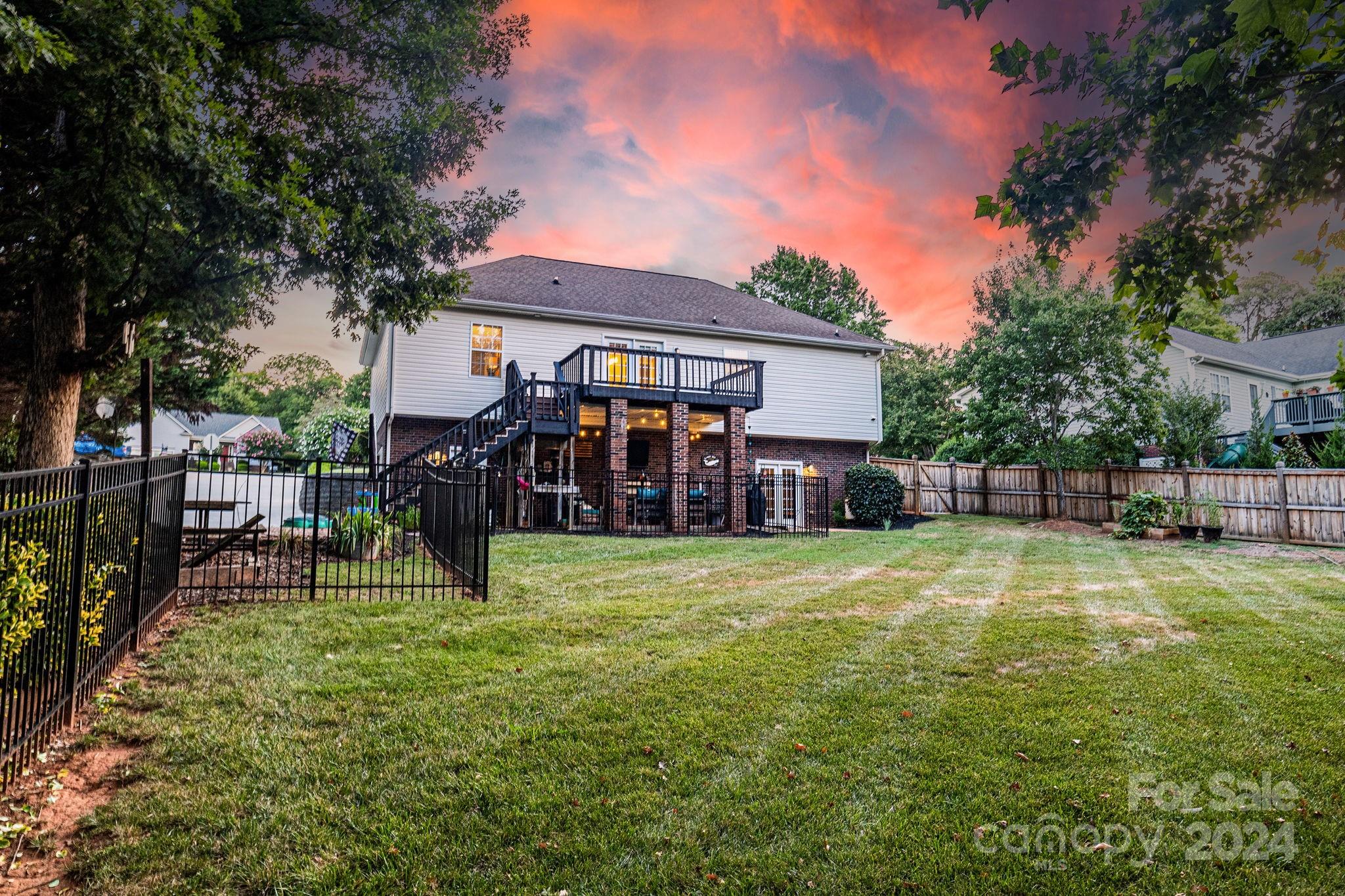 219 Heather Glen Lane
