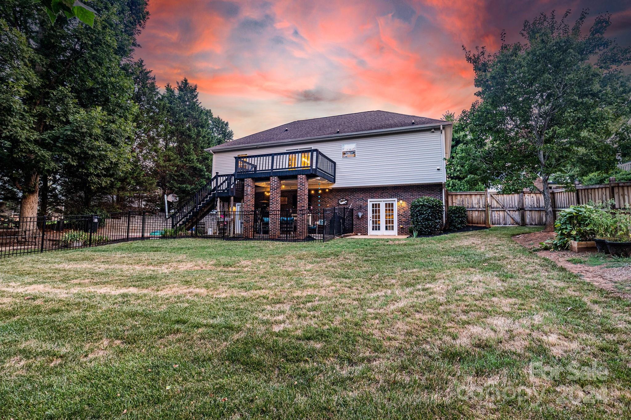 219 Heather Glen Lane