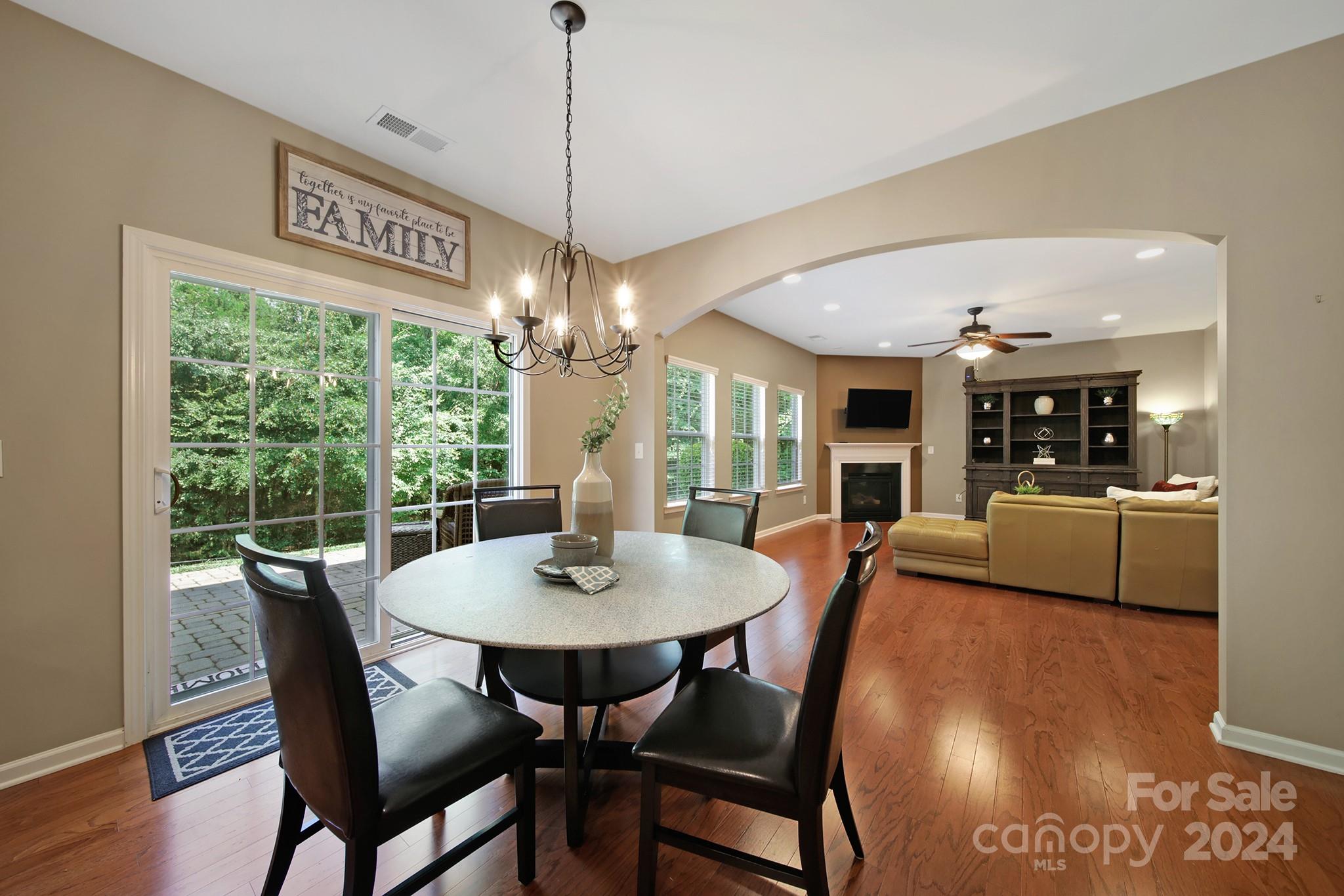 10257 Elizabeth Crest Lane